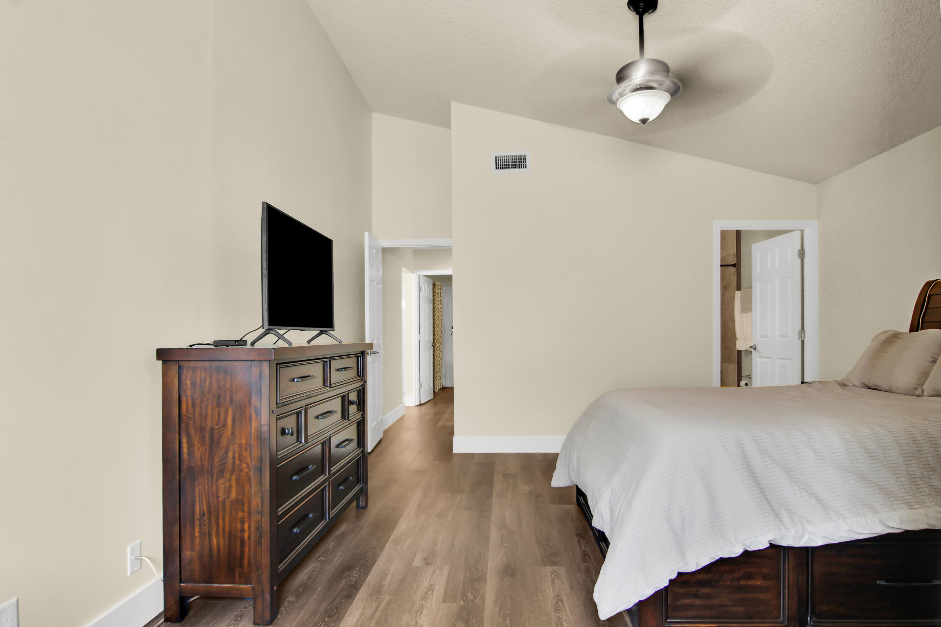 PALM CLUB WEST VILLAGE 2 - Residential