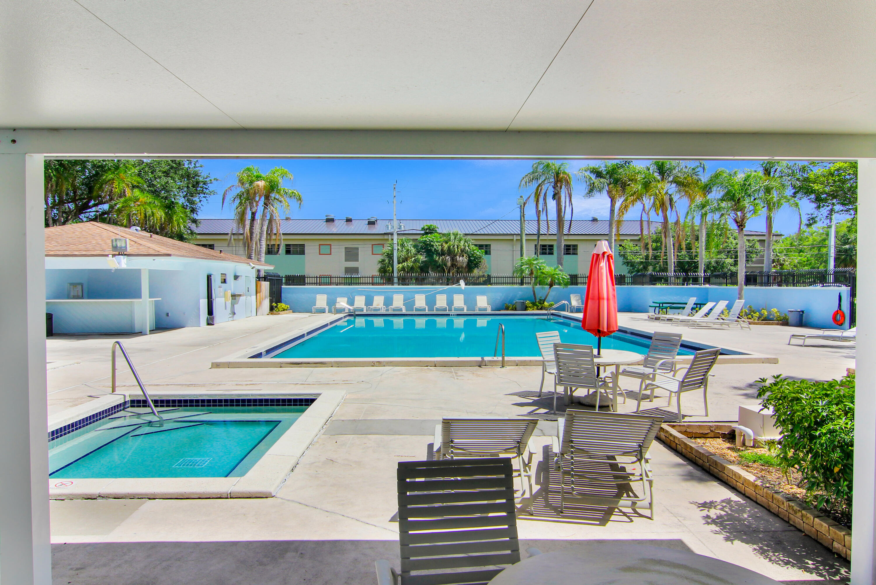 PALM CLUB WEST VILLAGE 2 - Residential