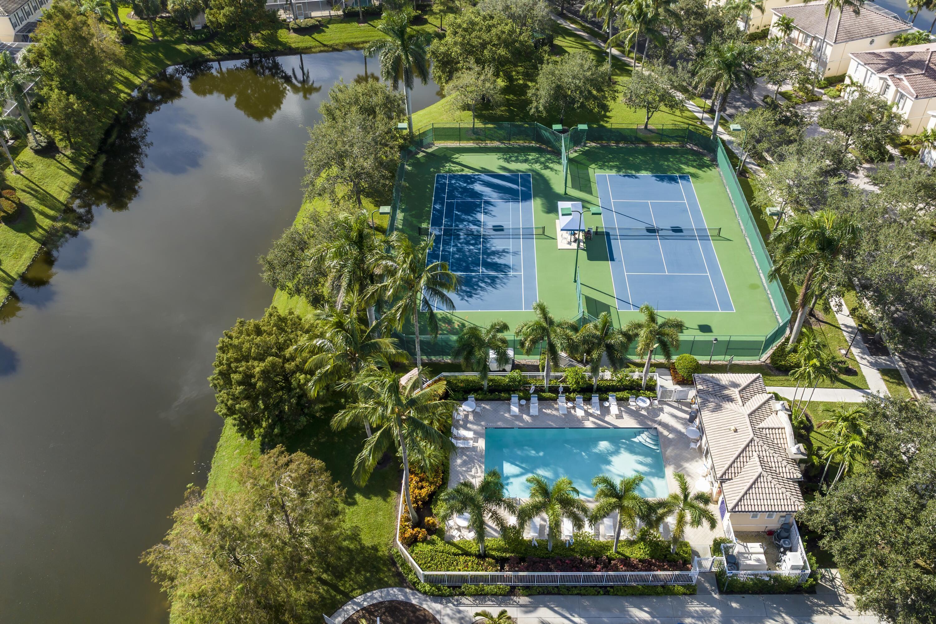 CATALINA LAKES - Residential