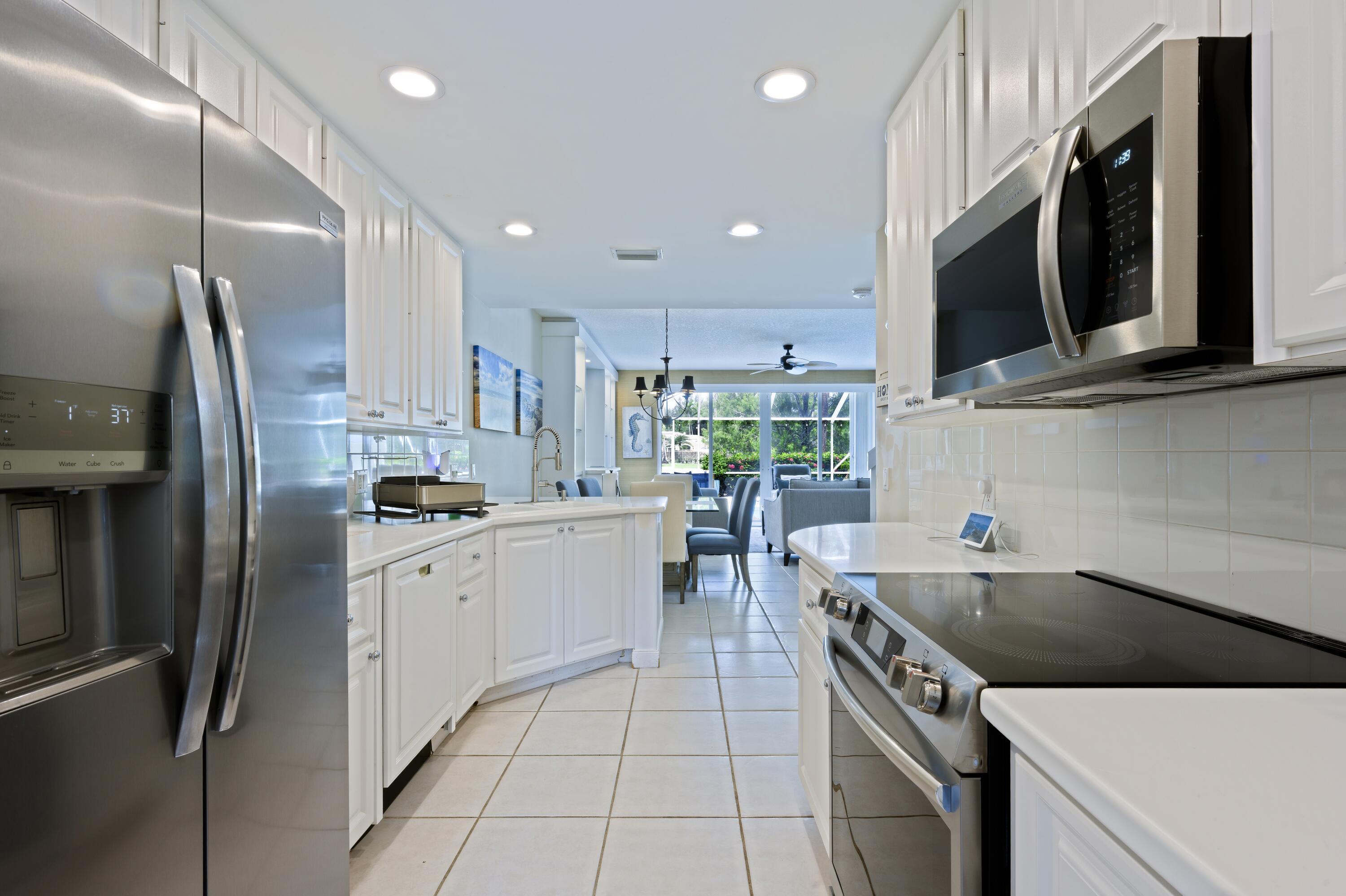 CATALINA LAKES - Residential