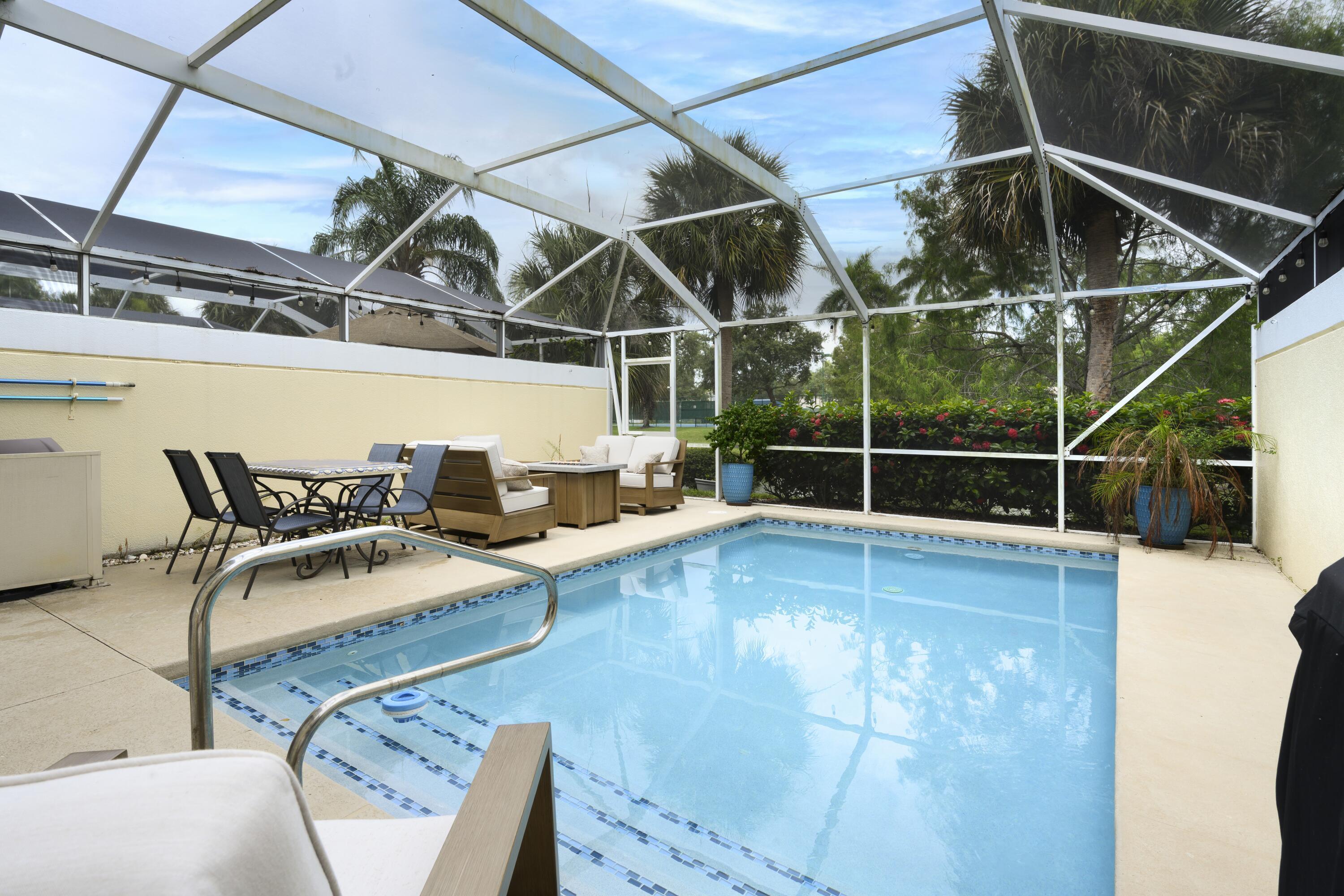 CATALINA LAKES - Residential