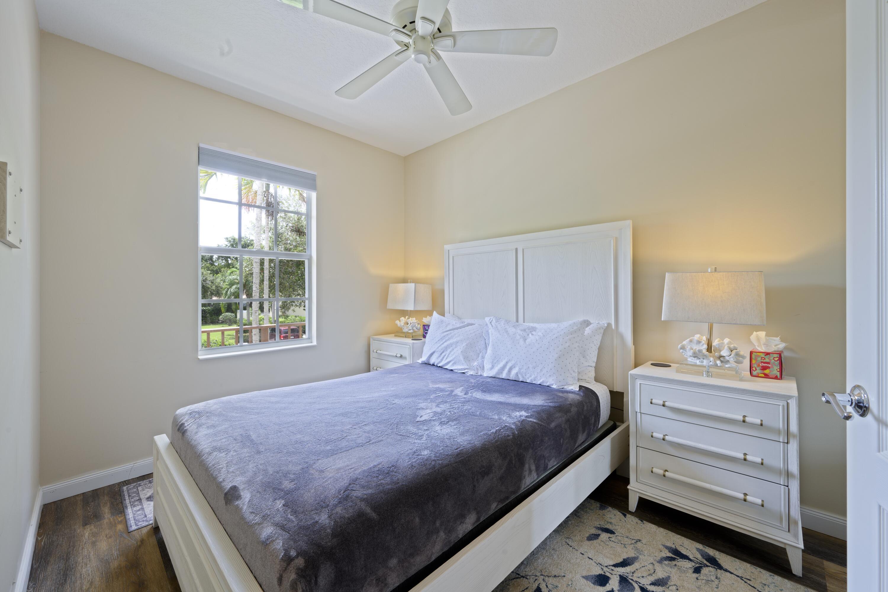 CATALINA LAKES - Residential