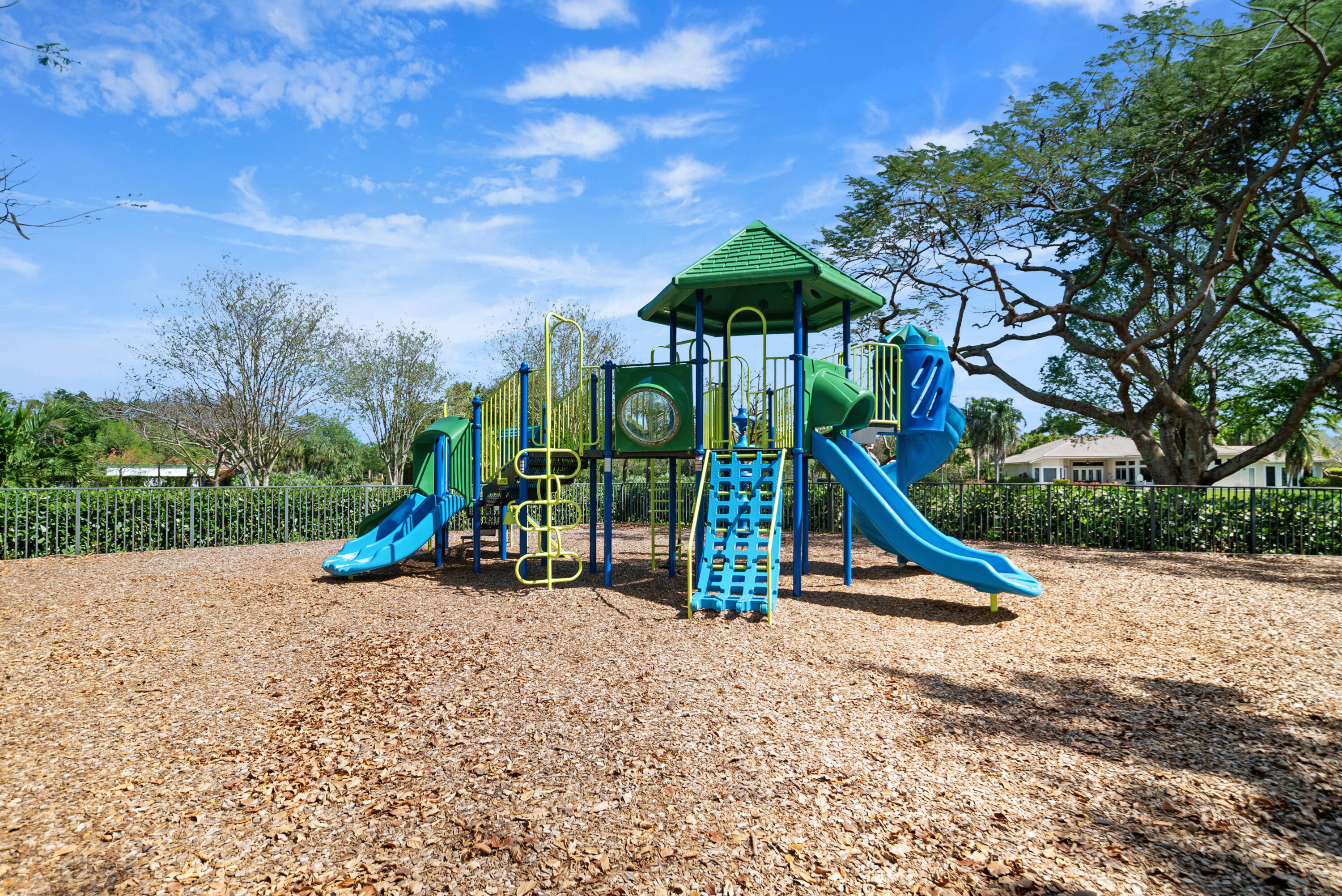 FOX RIDGE - Residential