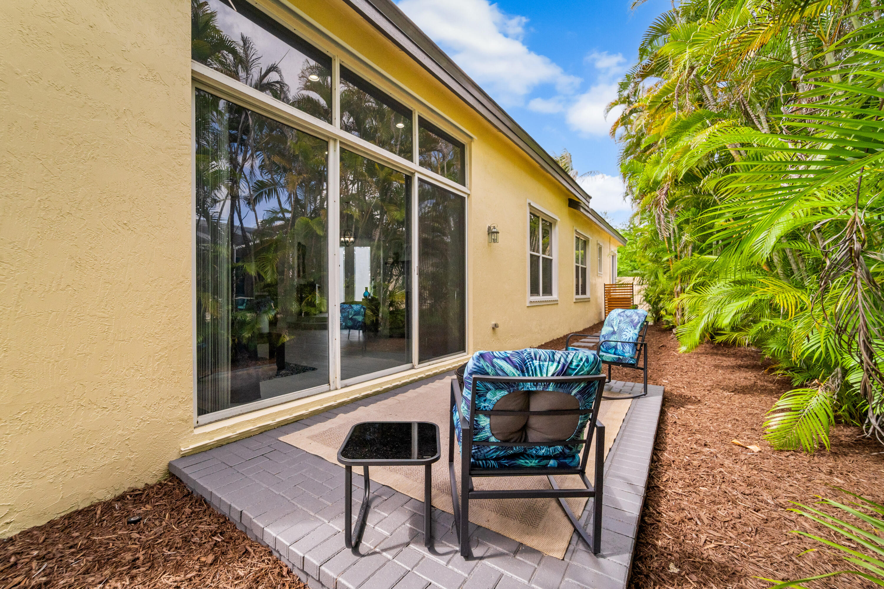 FOX RIDGE - Residential