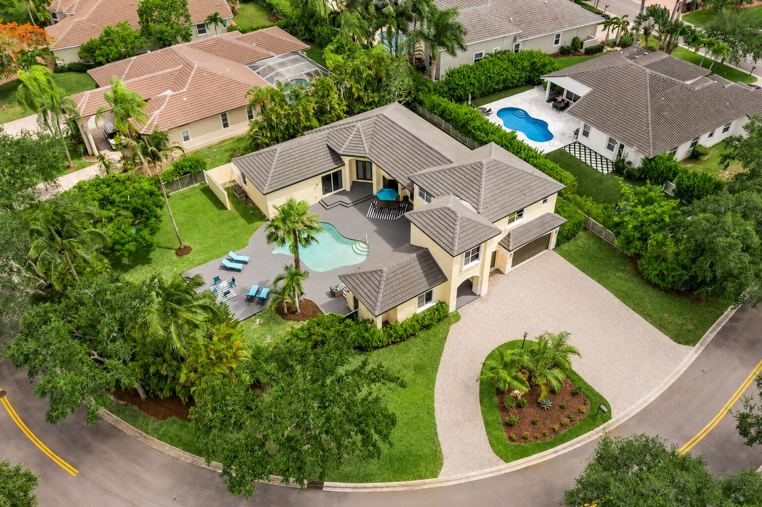 FOX RIDGE - Residential