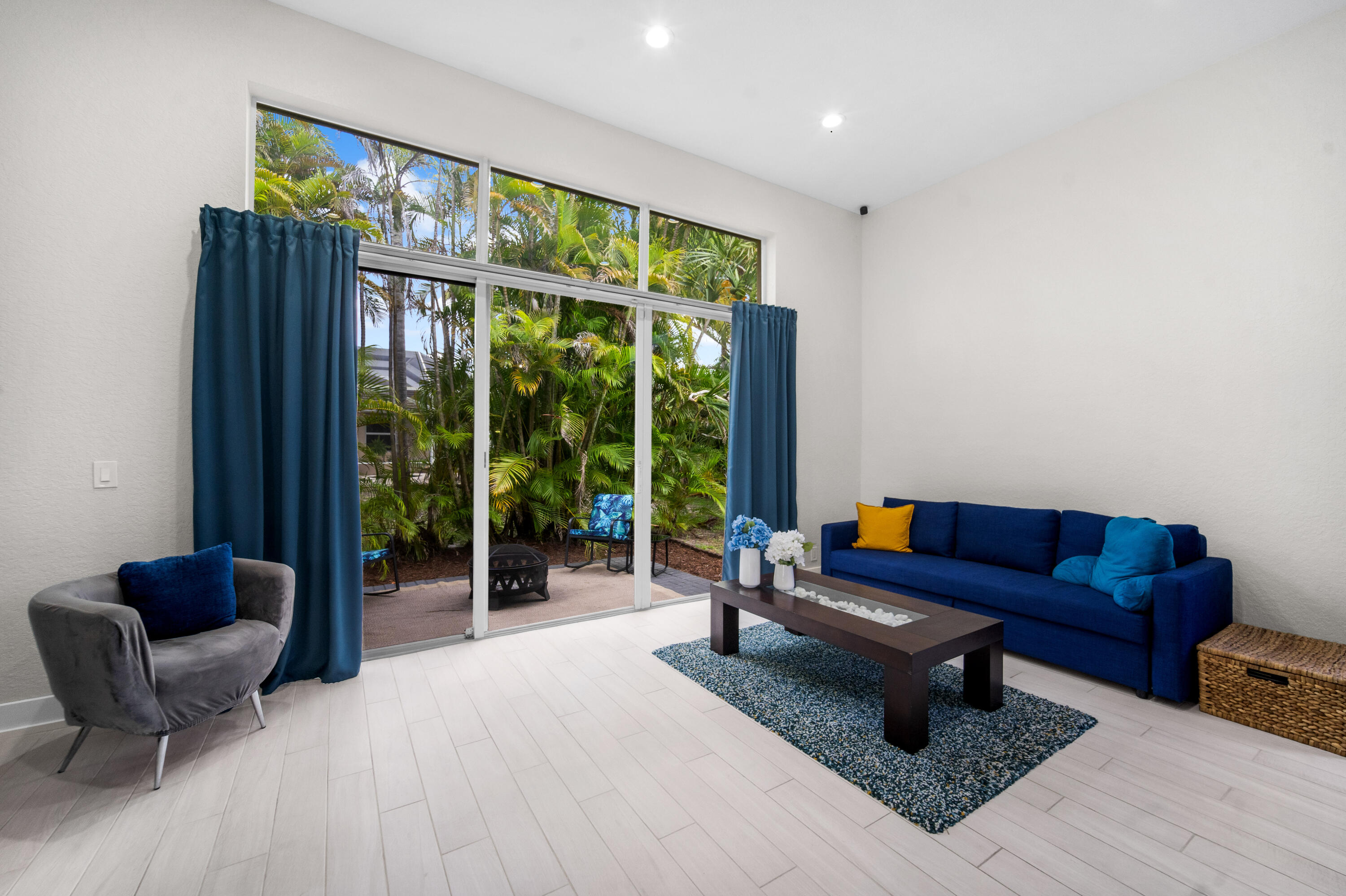 FOX RIDGE - Residential