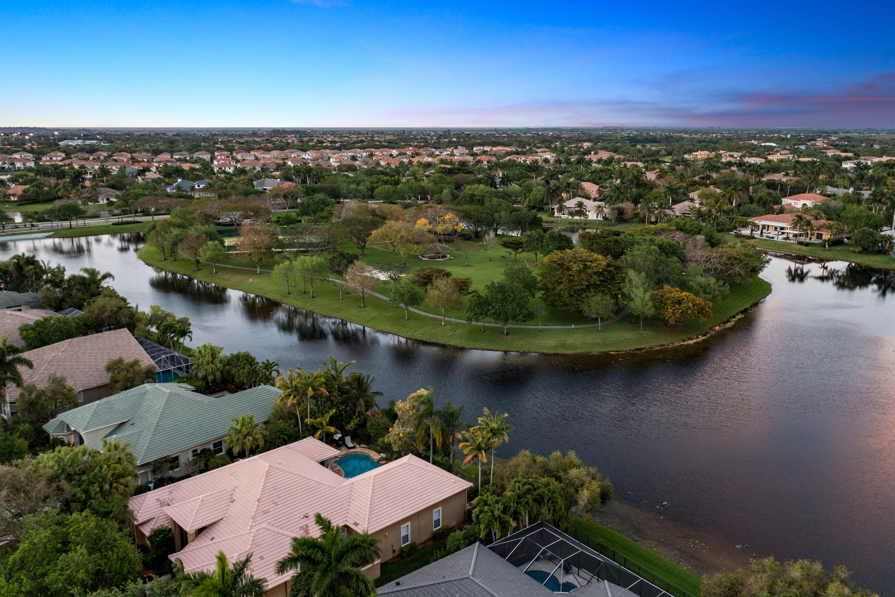 FOX RIDGE - Residential