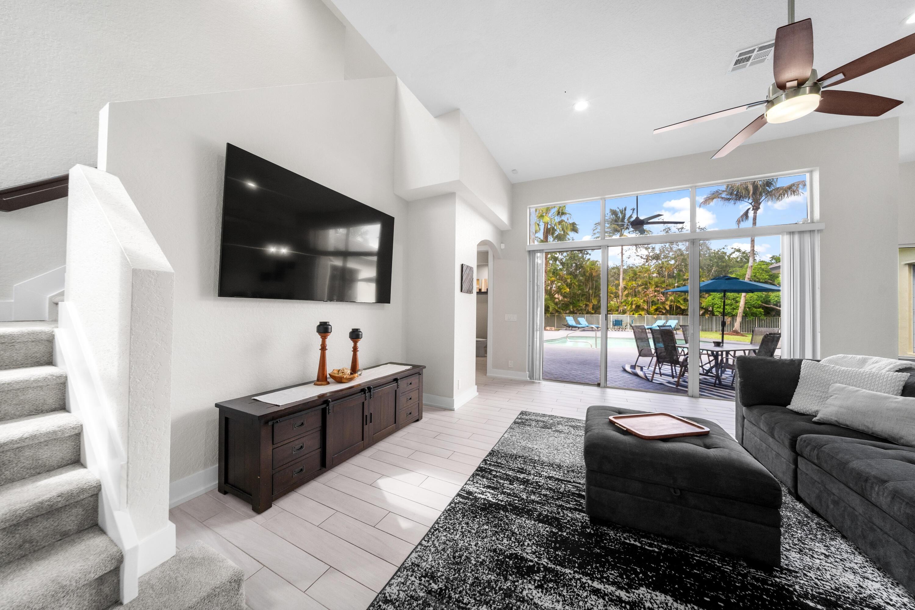 FOX RIDGE - Residential