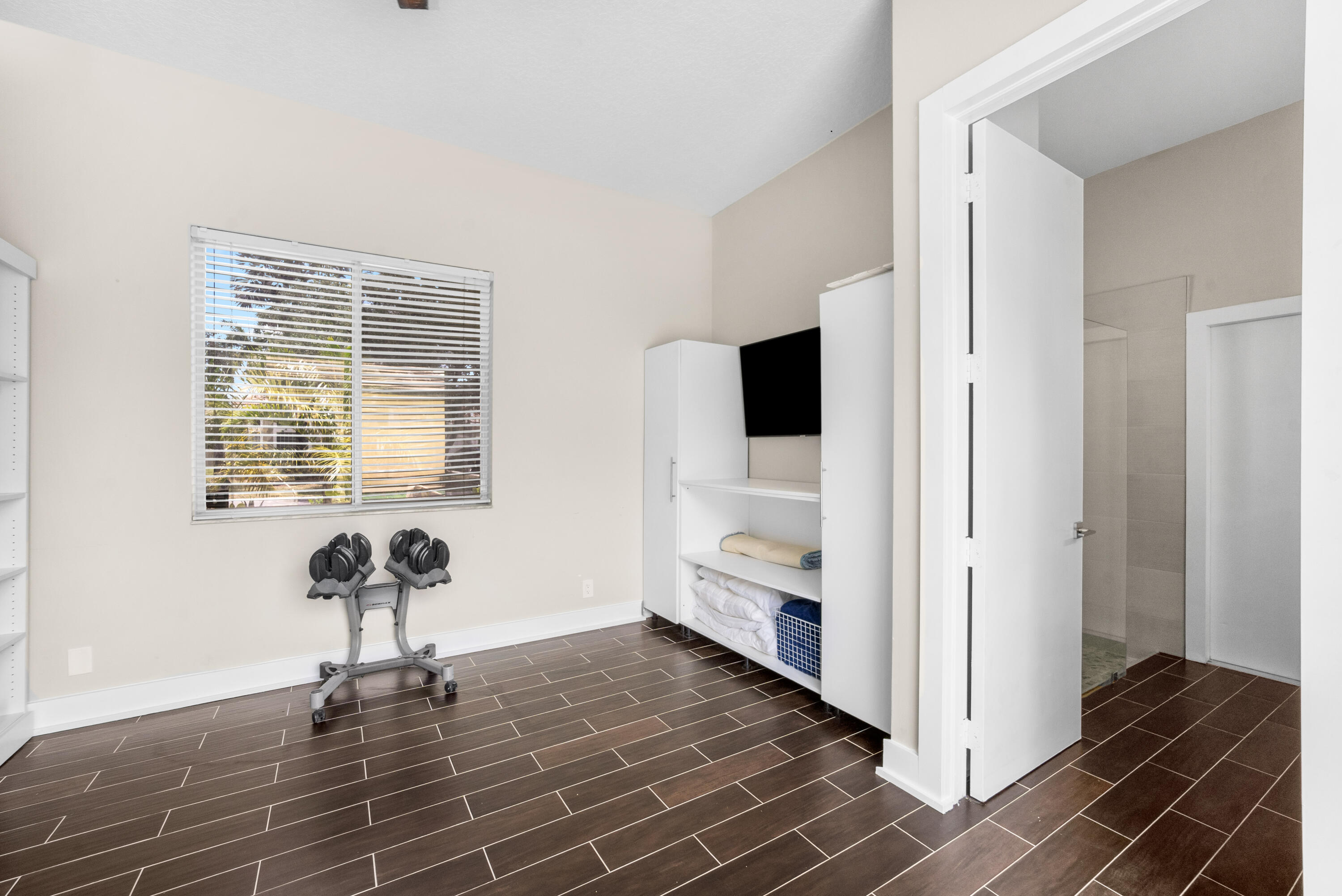 FOX RIDGE - Residential
