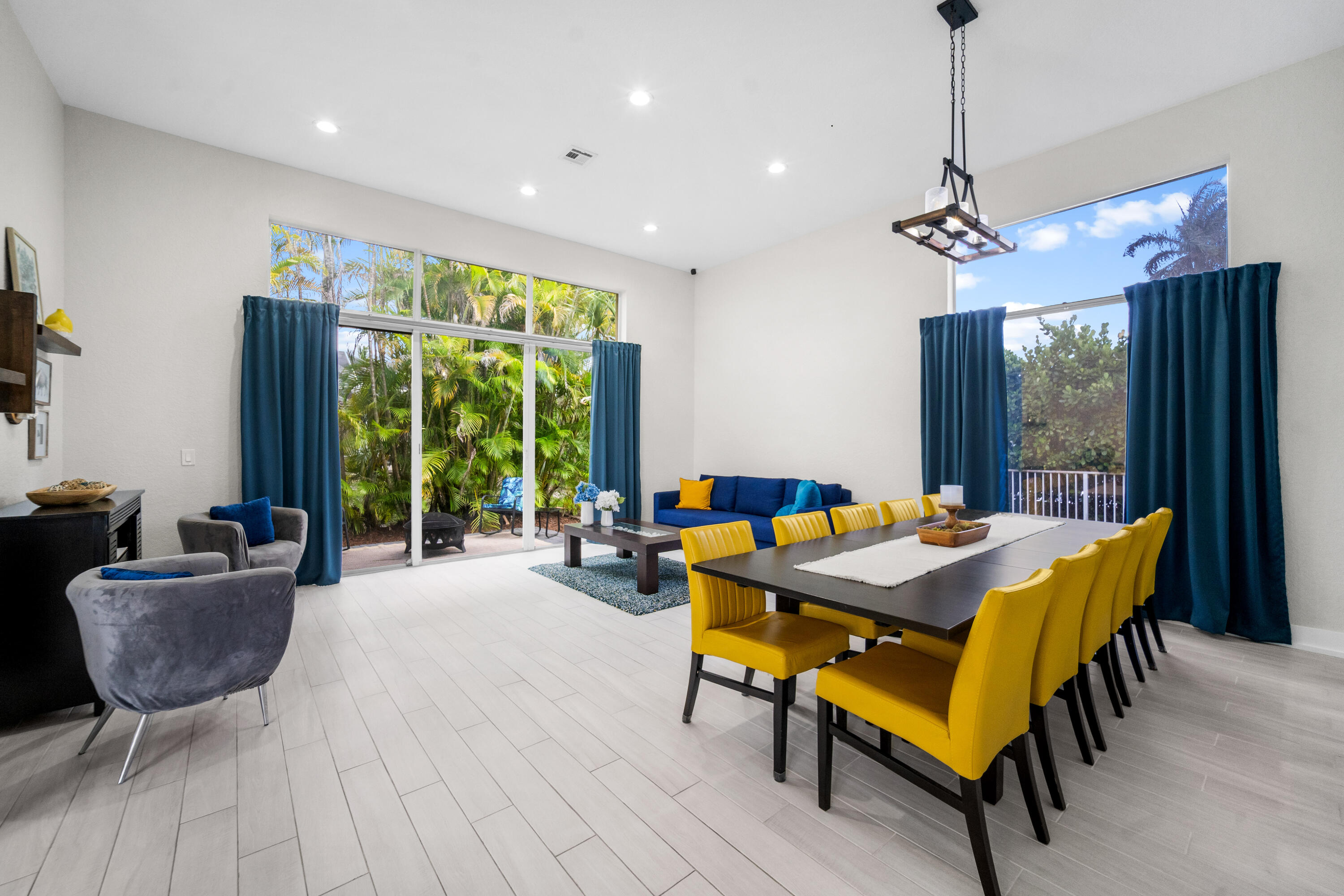 FOX RIDGE - Residential