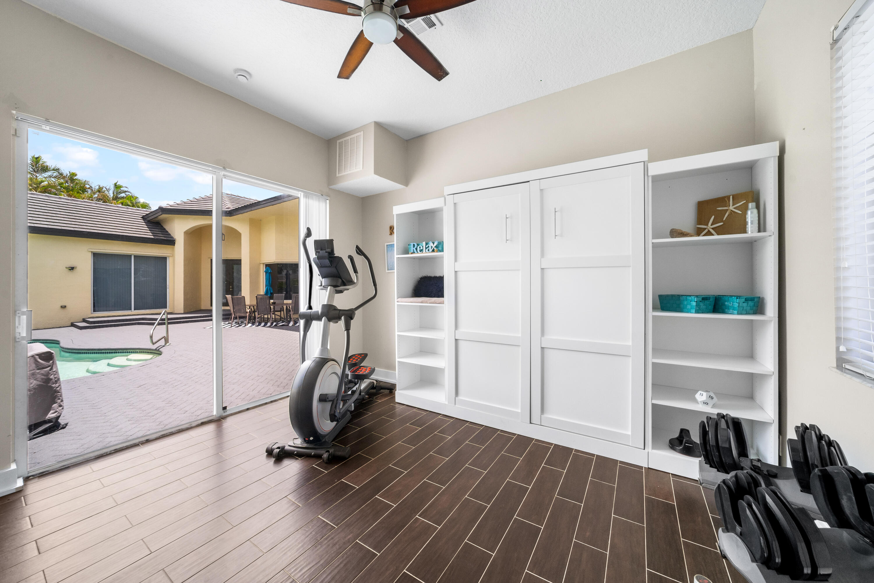 FOX RIDGE - Residential