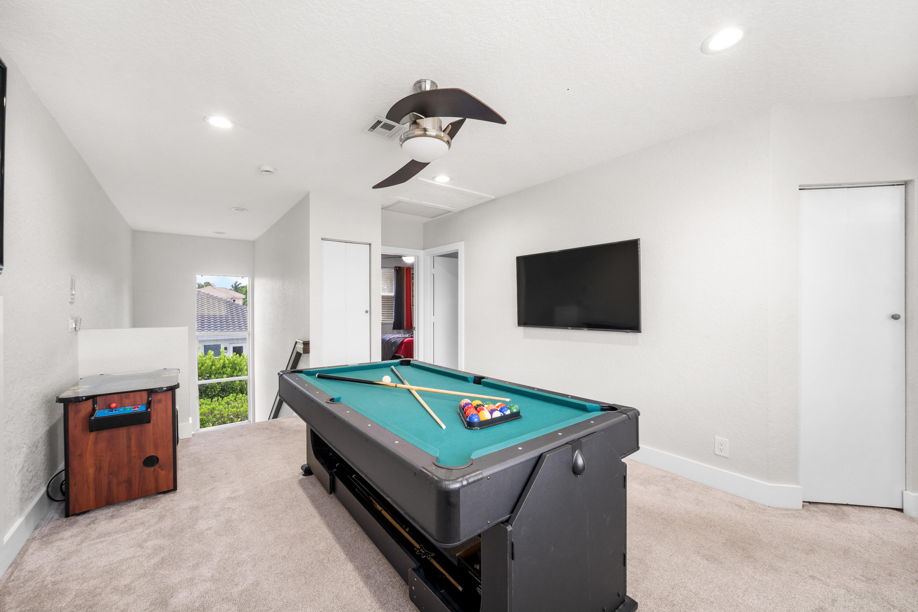 FOX RIDGE - Residential