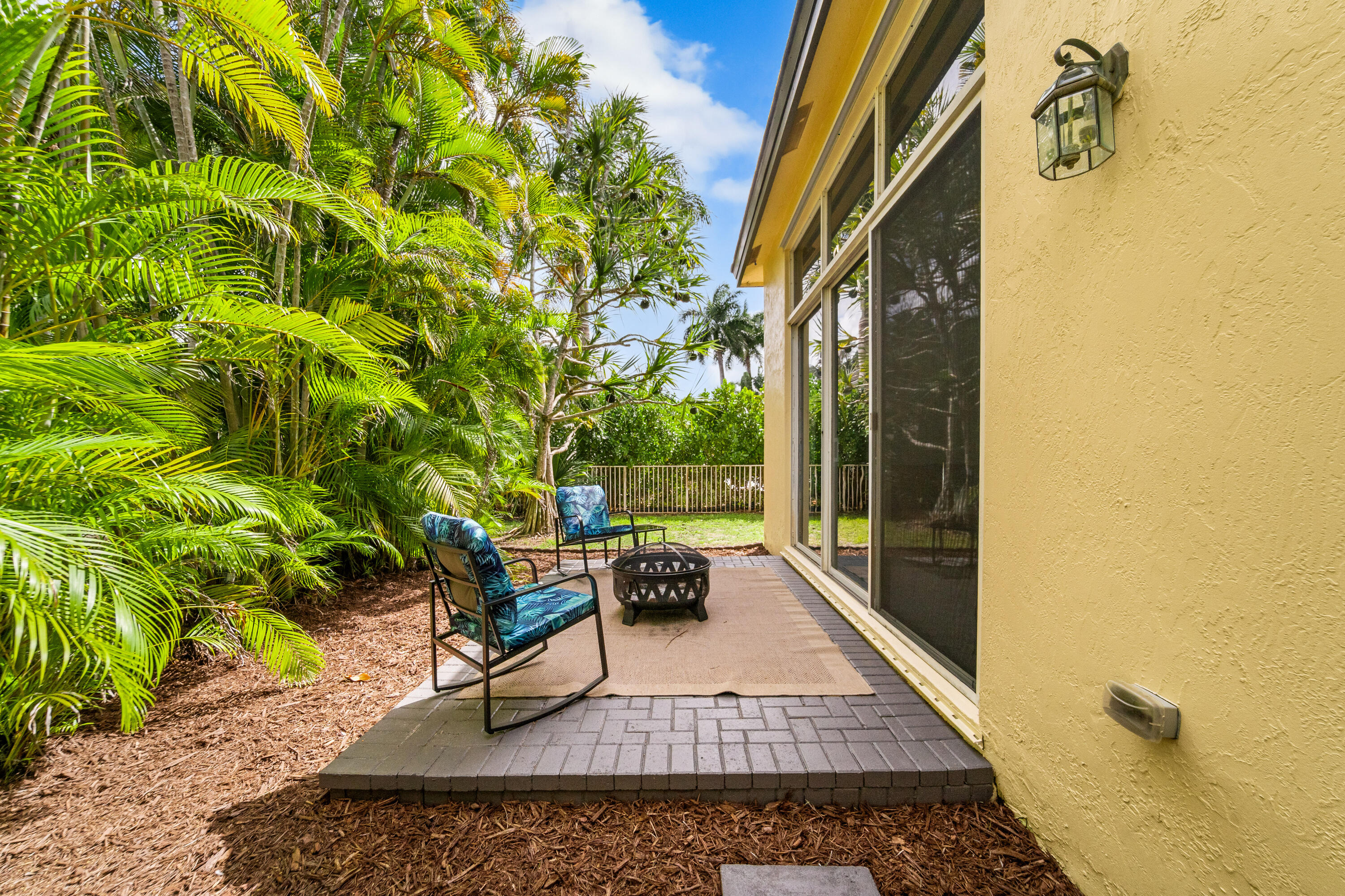 FOX RIDGE - Residential