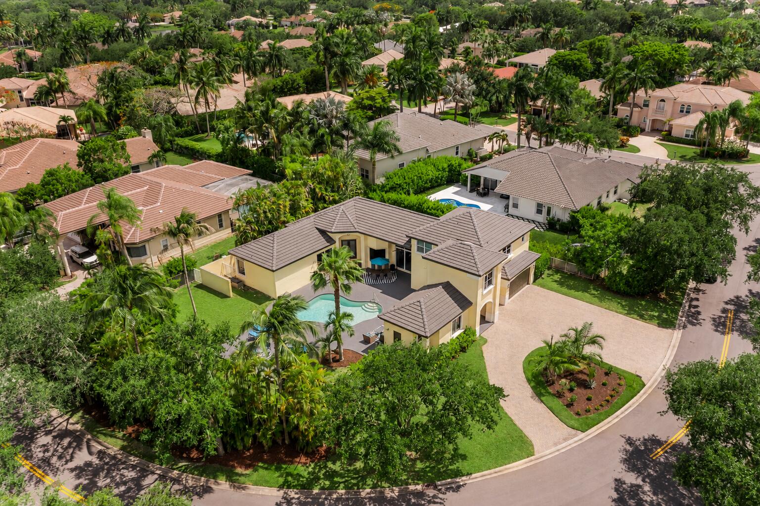 FOX RIDGE - Residential