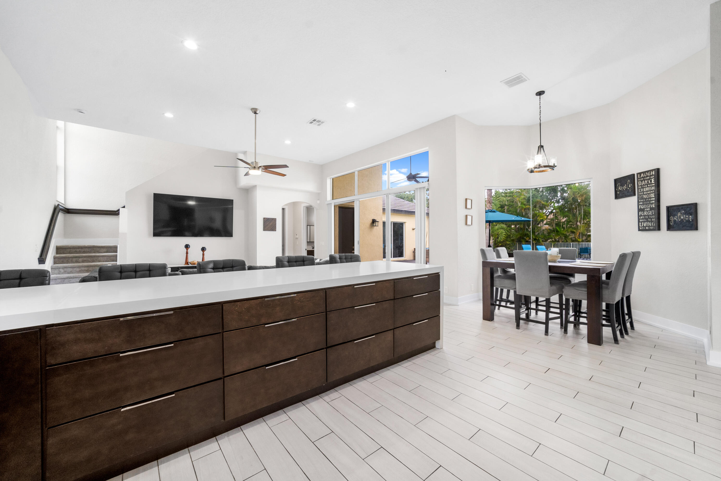 FOX RIDGE - Residential