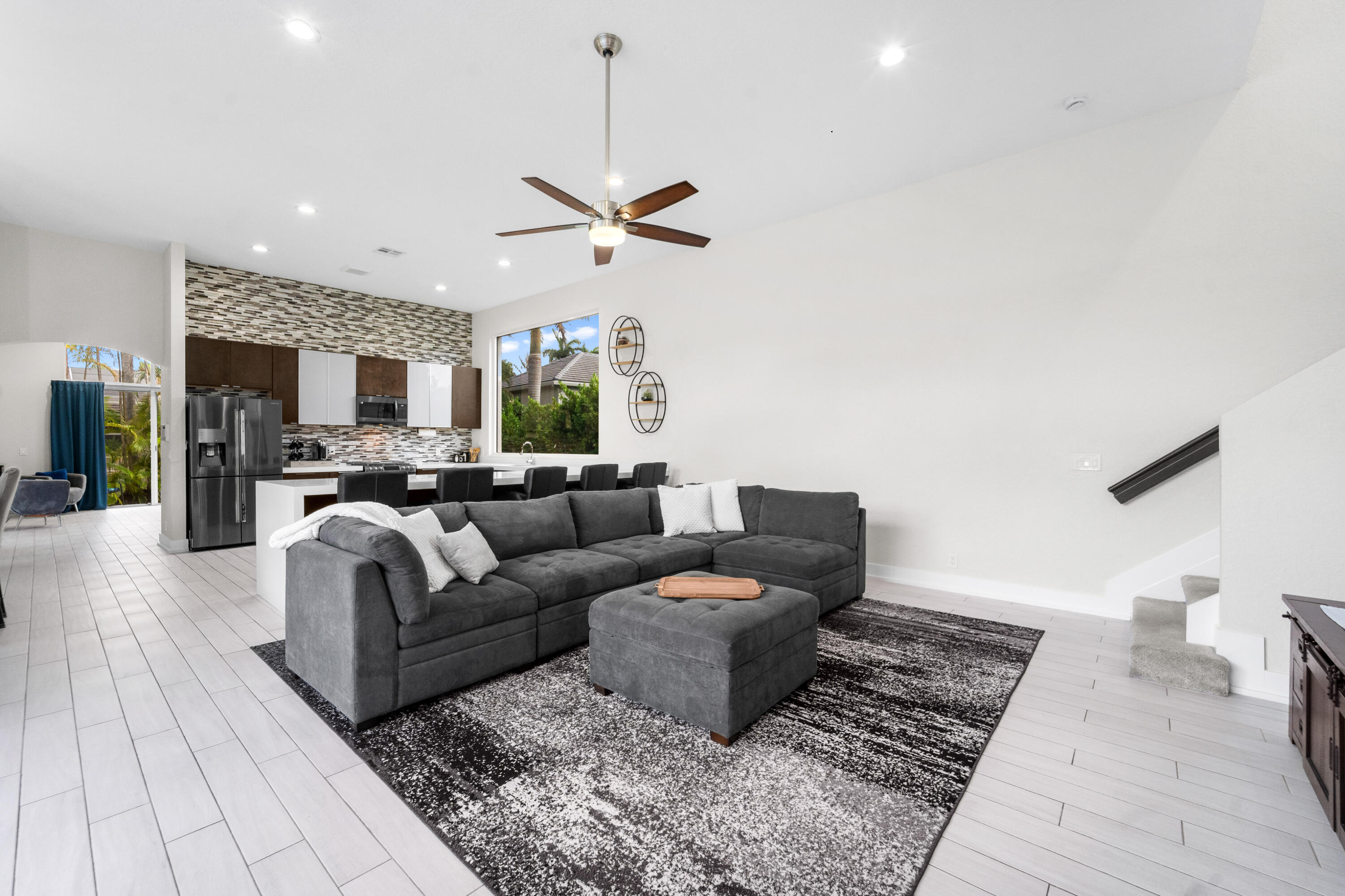 FOX RIDGE - Residential