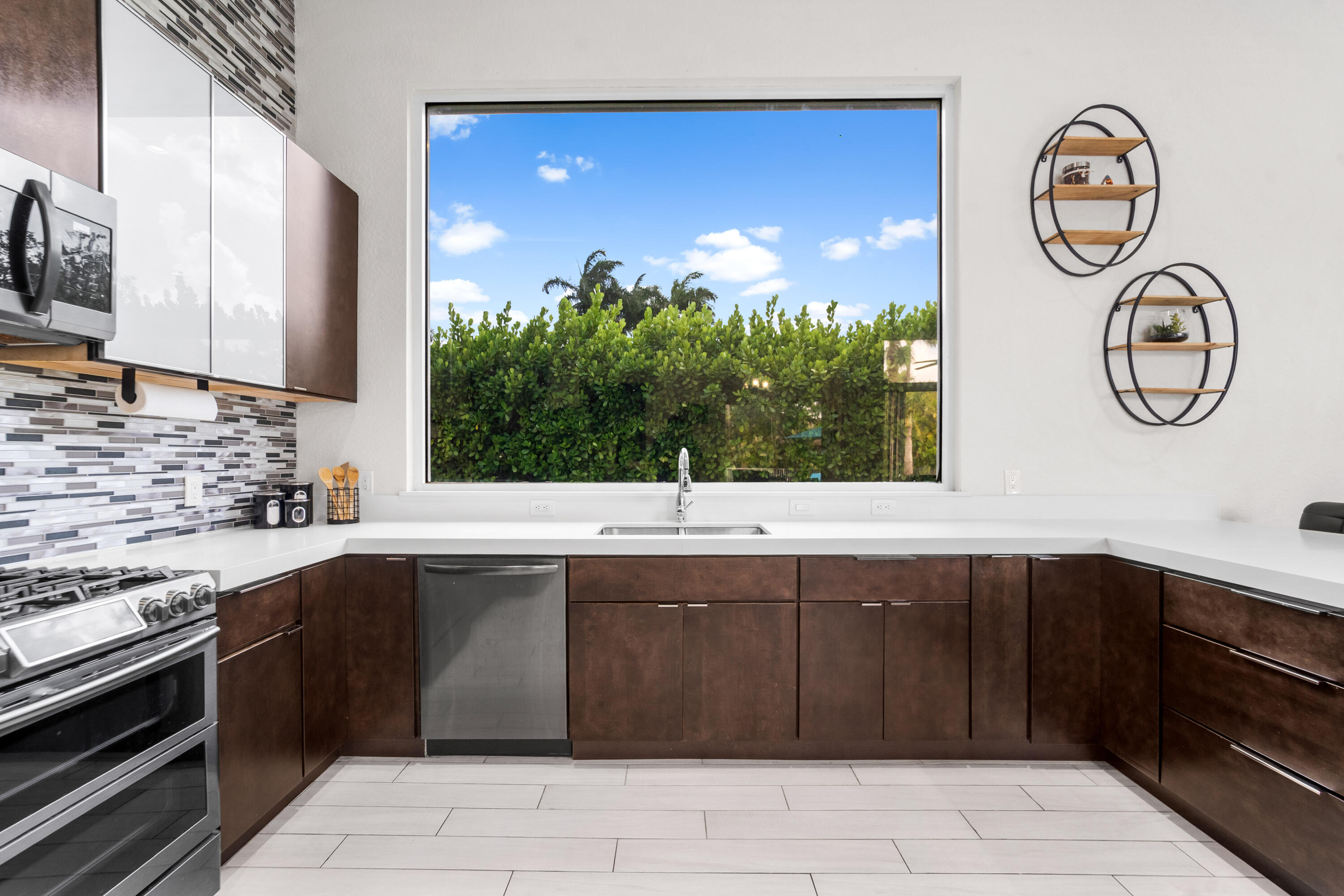 FOX RIDGE - Residential
