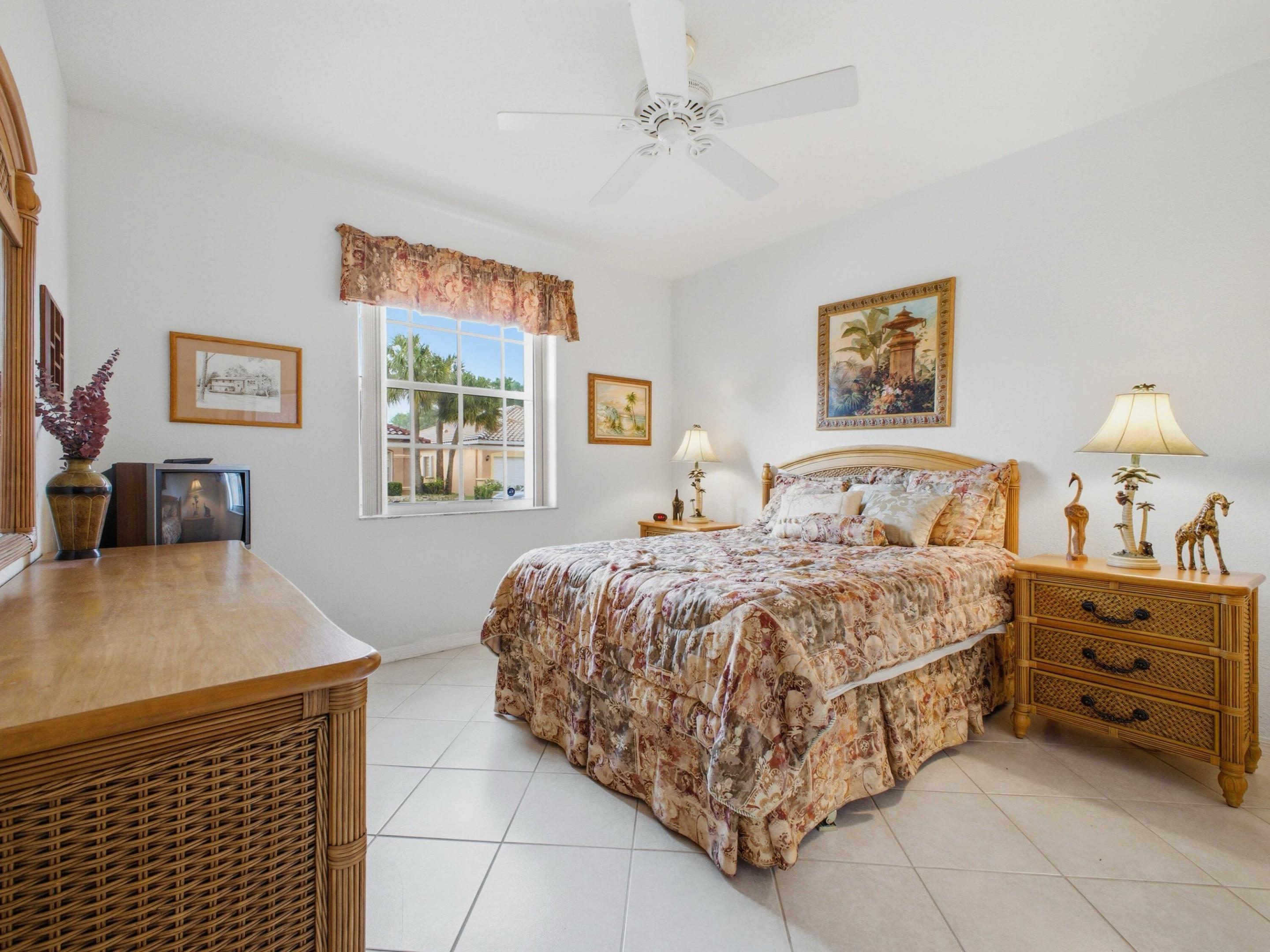 TUSCANY PAR A/B - Residential