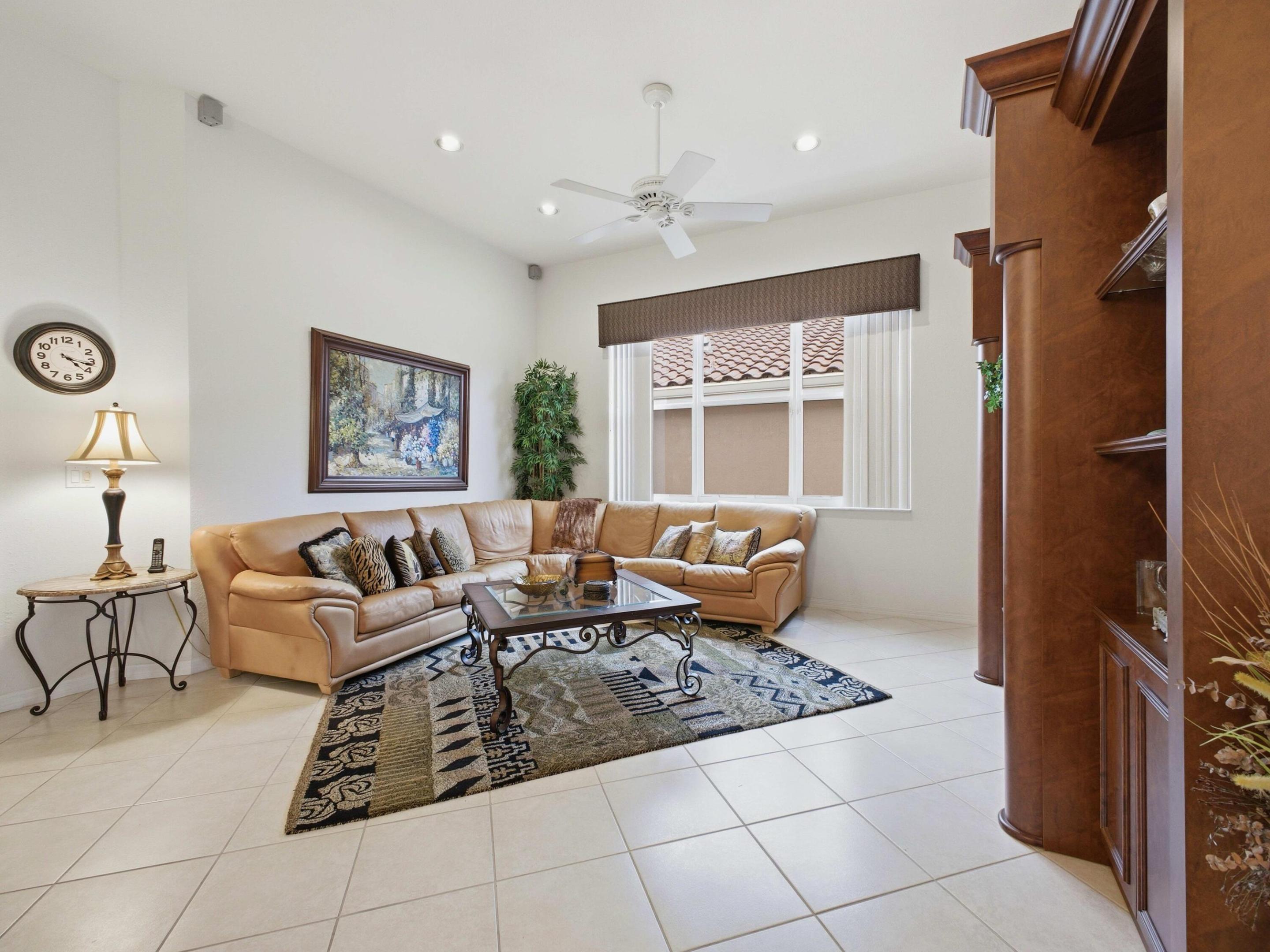 TUSCANY PAR A/B - Residential