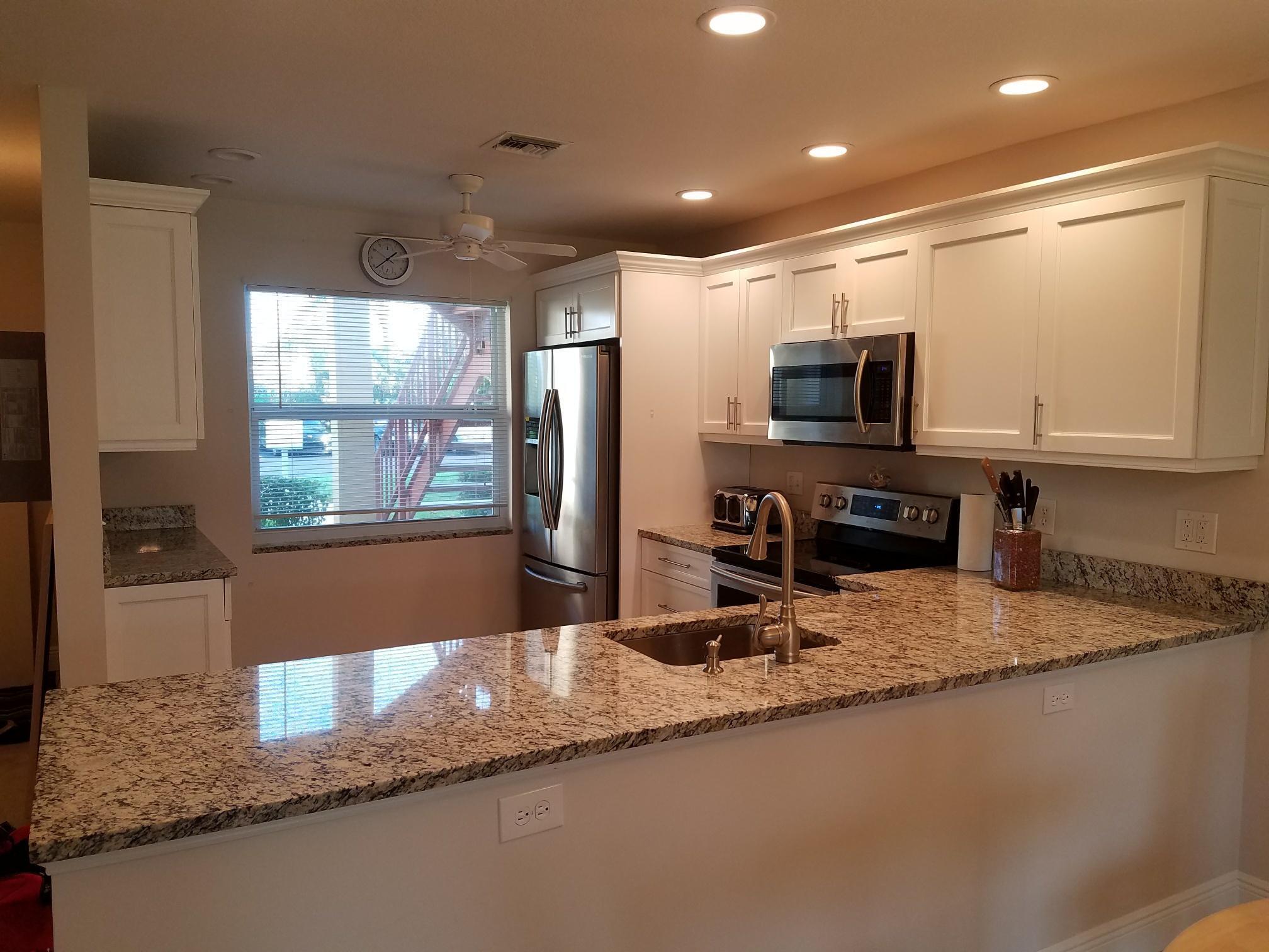 VILLAS ON THE GREEN CONDO - Residential Lease