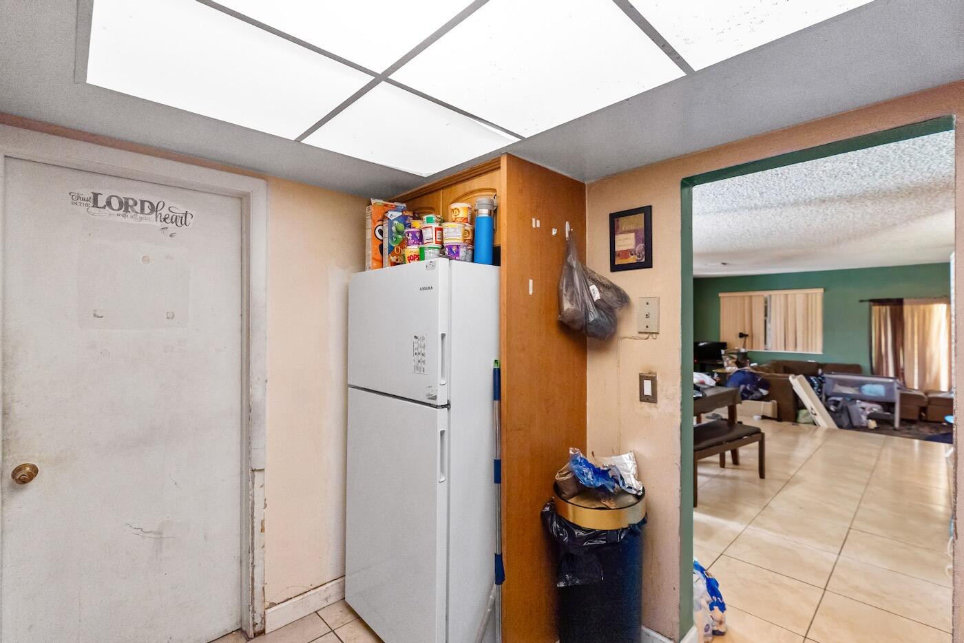 SUNSHINE SUB - Residential