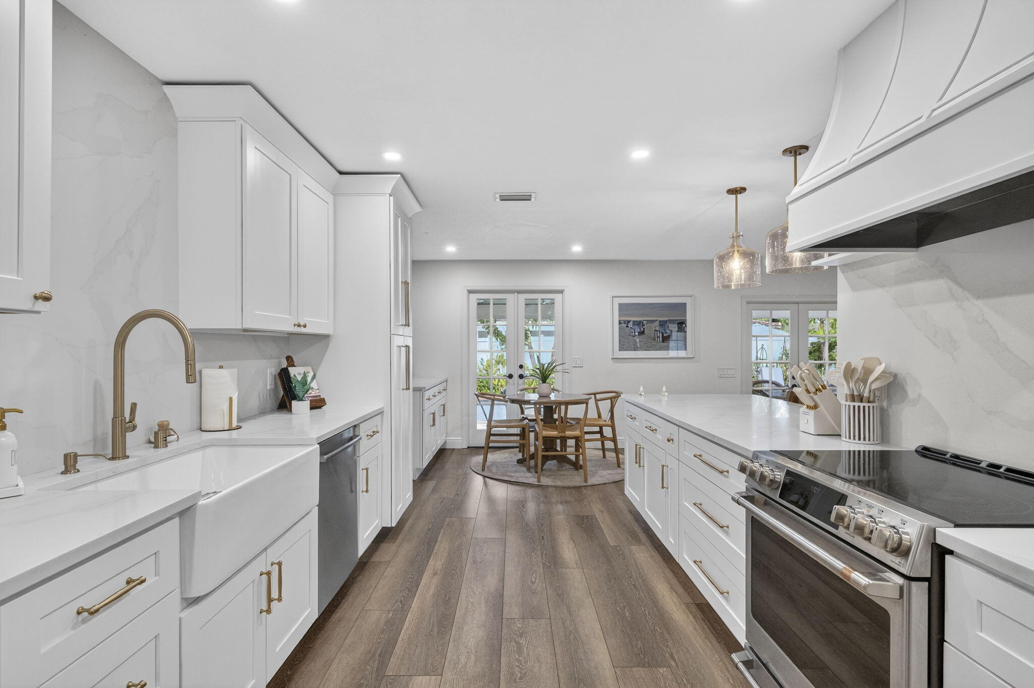 FOREST HILLS - Residential