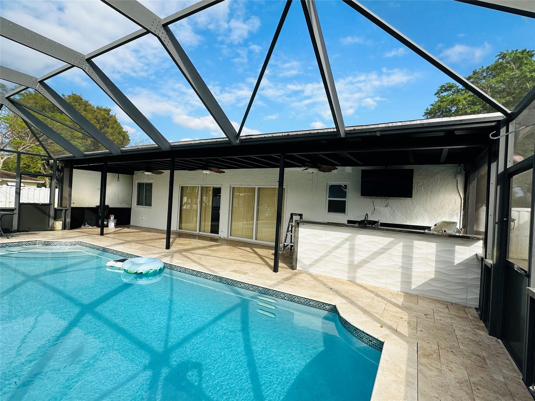 Forest Hills 72-47 B - Residential