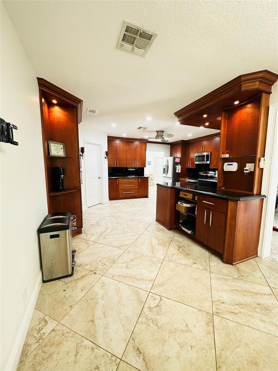 Forest Hills 72-47 B - Residential