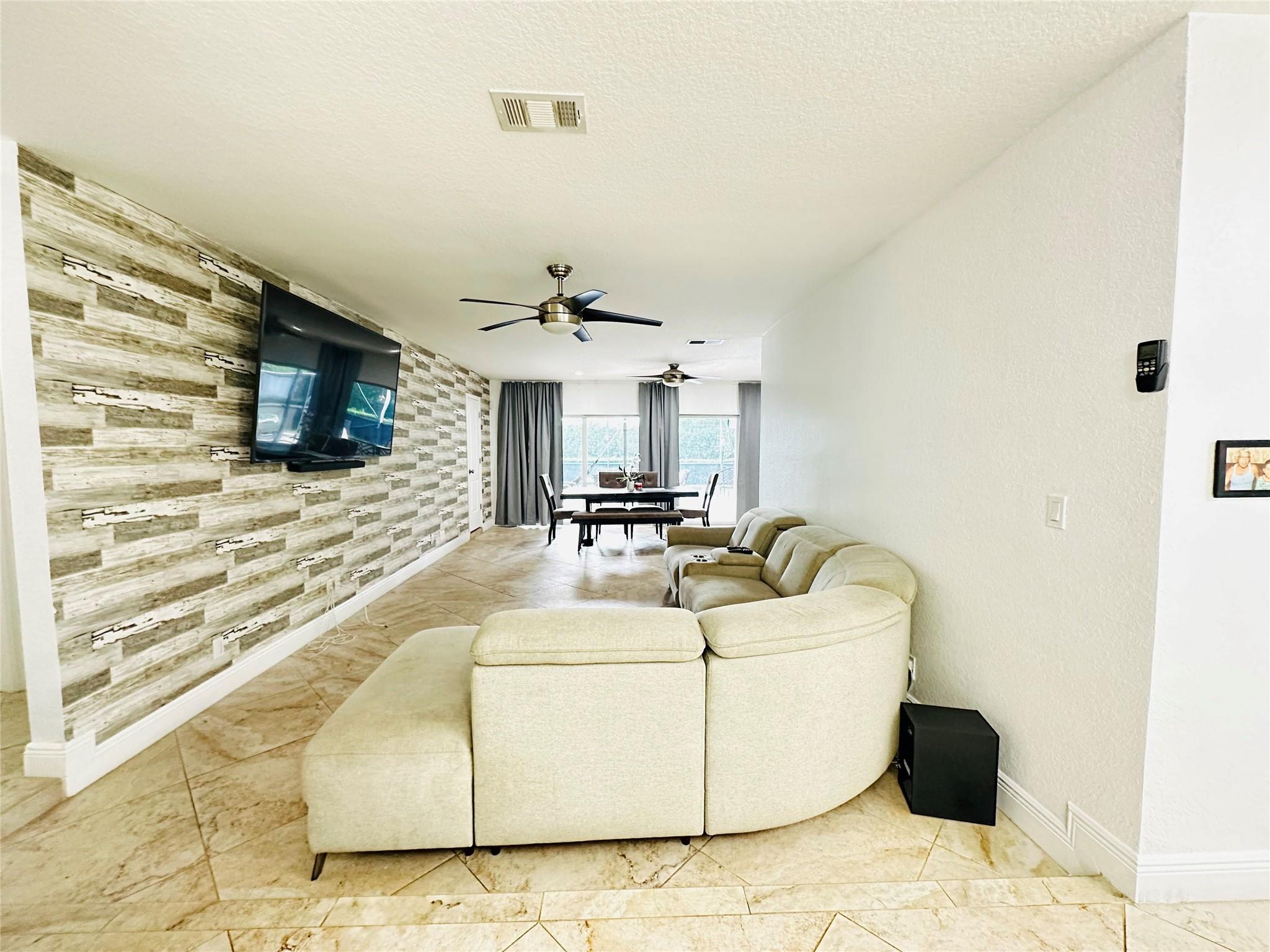 Forest Hills 72-47 B - Residential