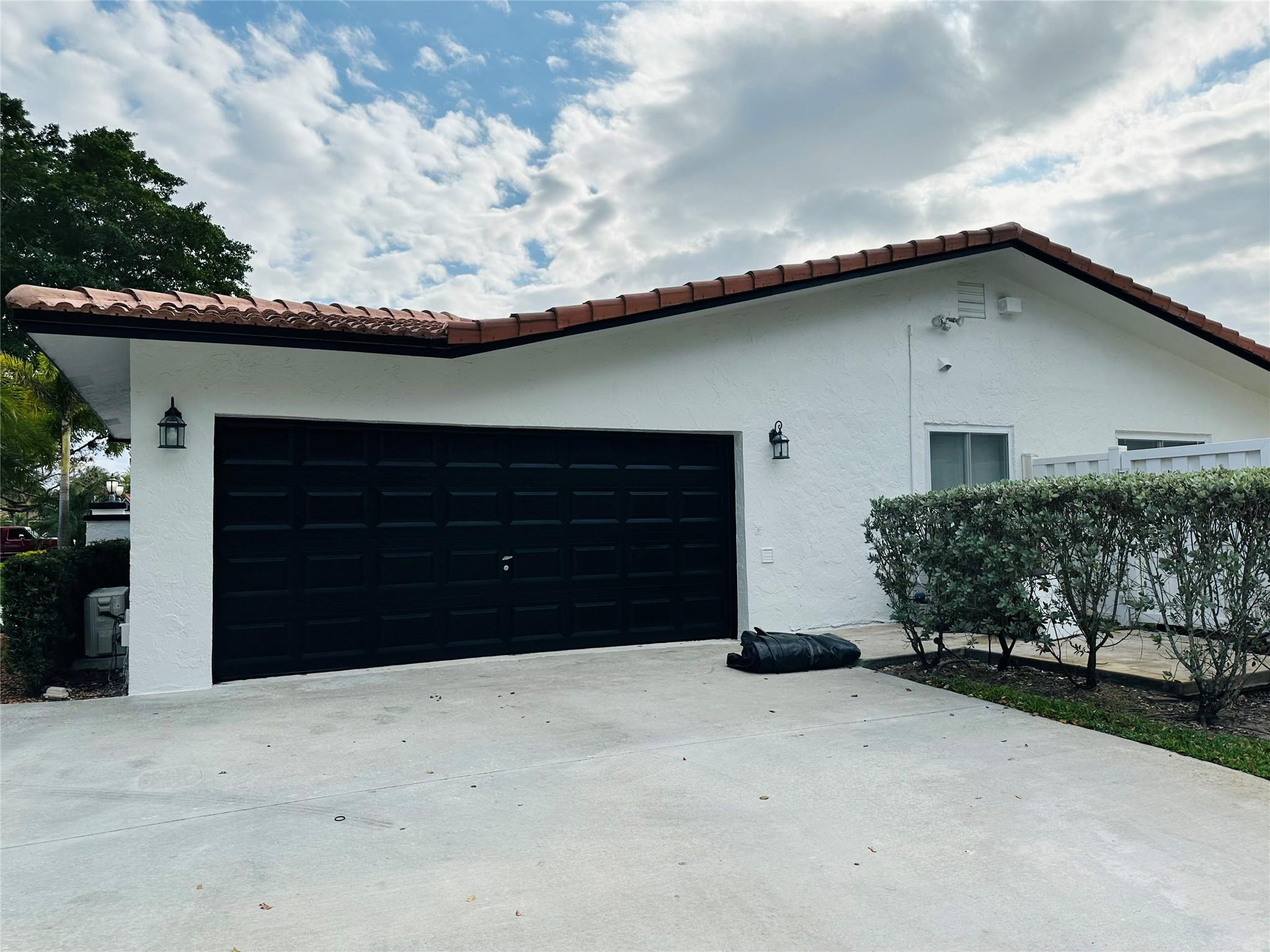 Forest Hills 72-47 B - Residential
