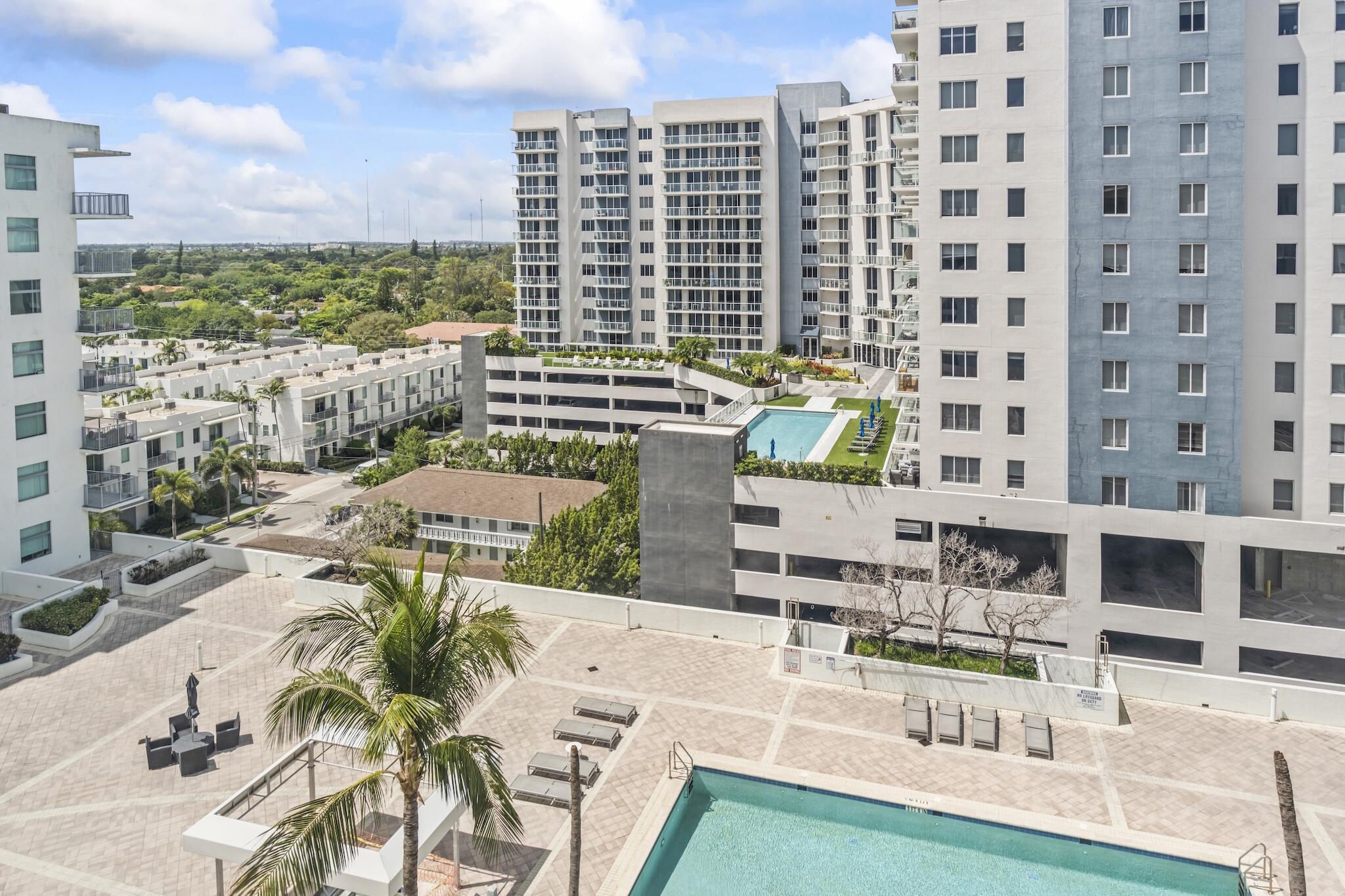 HOLLYWOOD STATION RES CONDO - Residential Lease