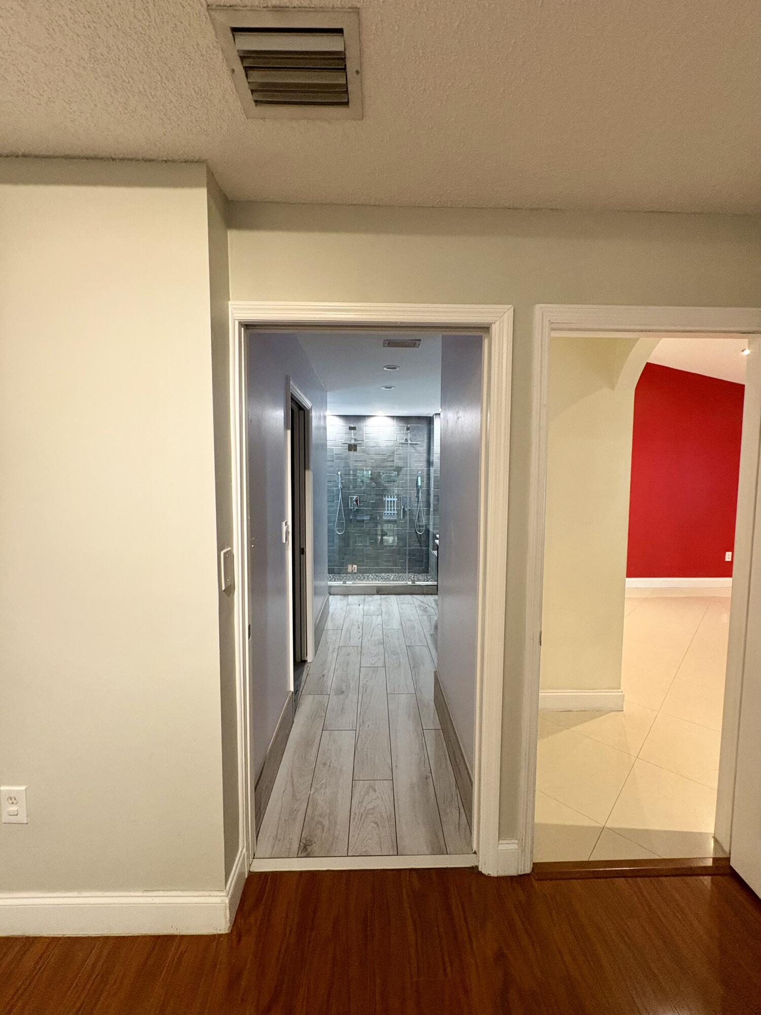 ADVENTURE HOMES - Residential Lease