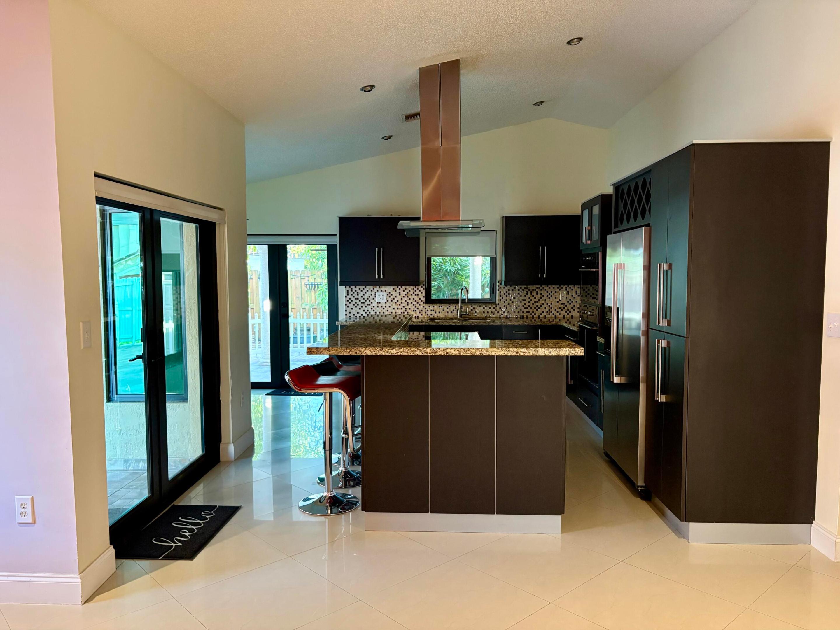 ADVENTURE HOMES - Residential Lease