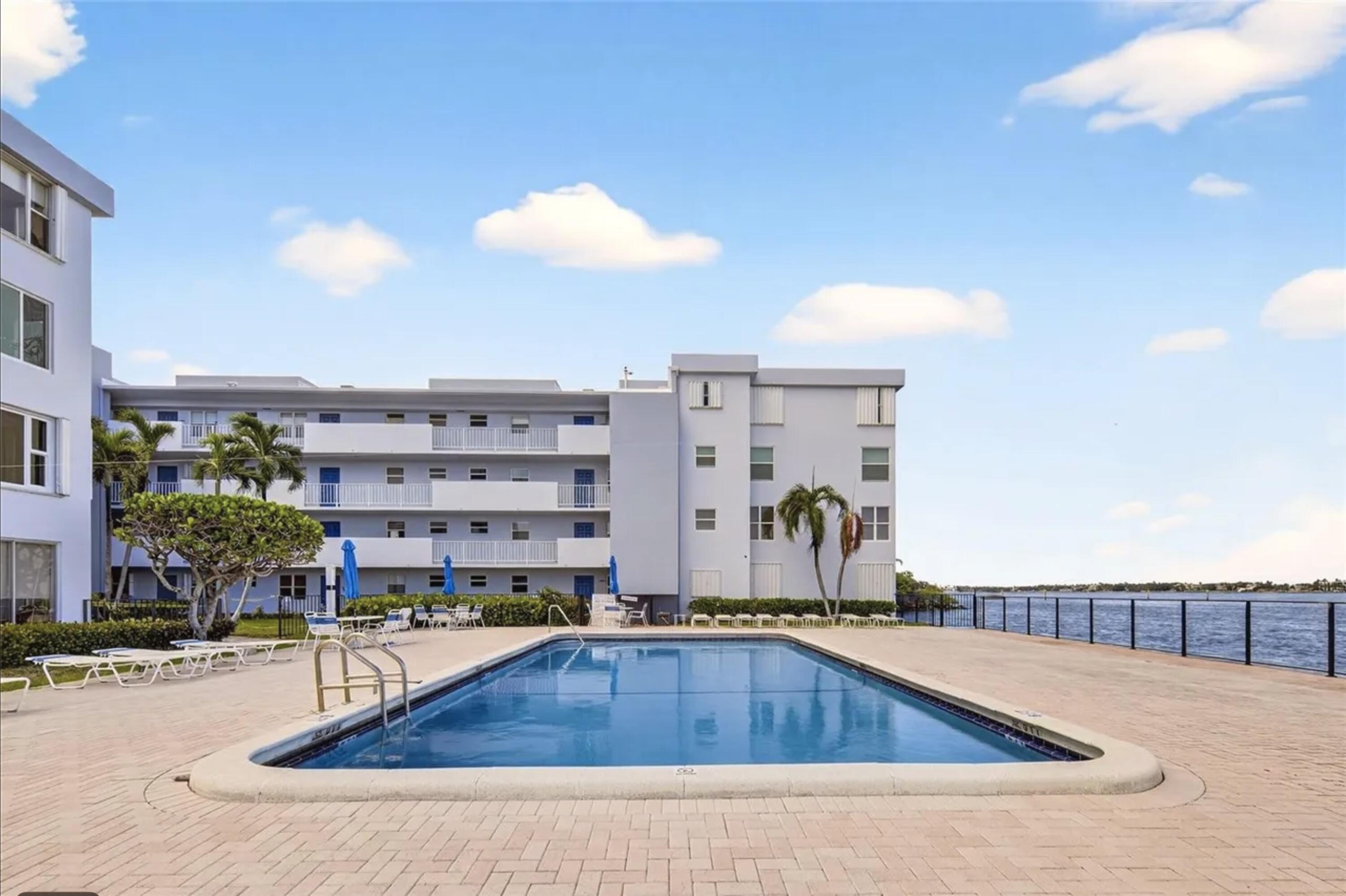 SEACREST VILLAS CONDO - Residential