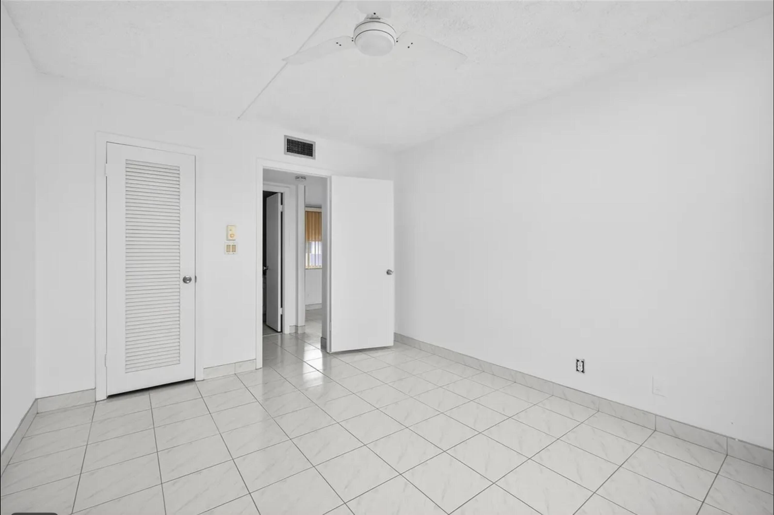 SEACREST VILLAS CONDO - Residential