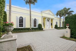 Fabulous Regency home on best street in North End of Palm Beach. Beautifully decorated and maintained in pristine condition. 4 bedrooms, 7.5 bathrooms, paneled den, cabana/bar room, office, enchanting pool and entertainment area, custom kitchen, rear service alley, and whole house generator.