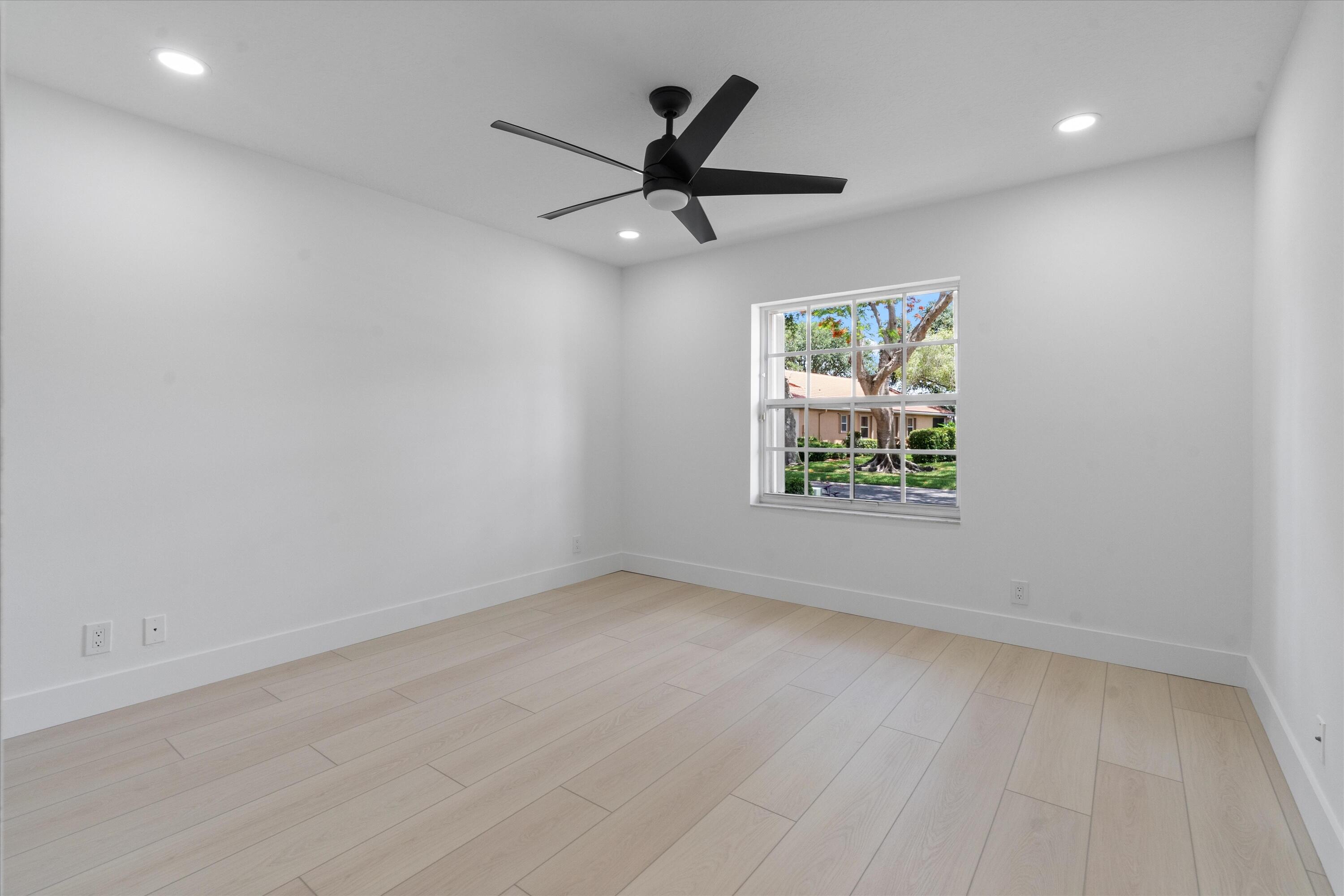 HUNTINGTON WALK 2 - Residential