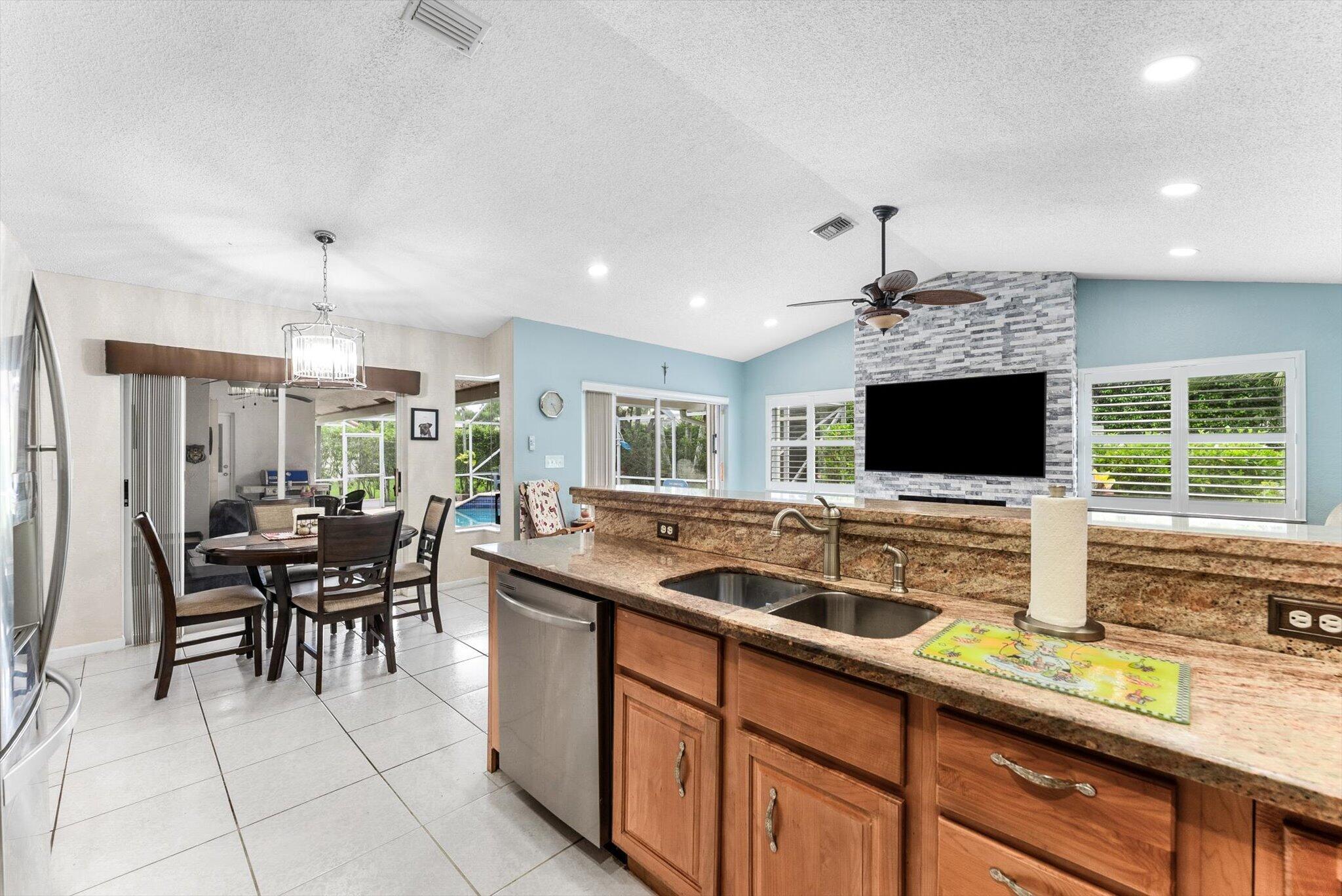 BROOKSIDE - Residential