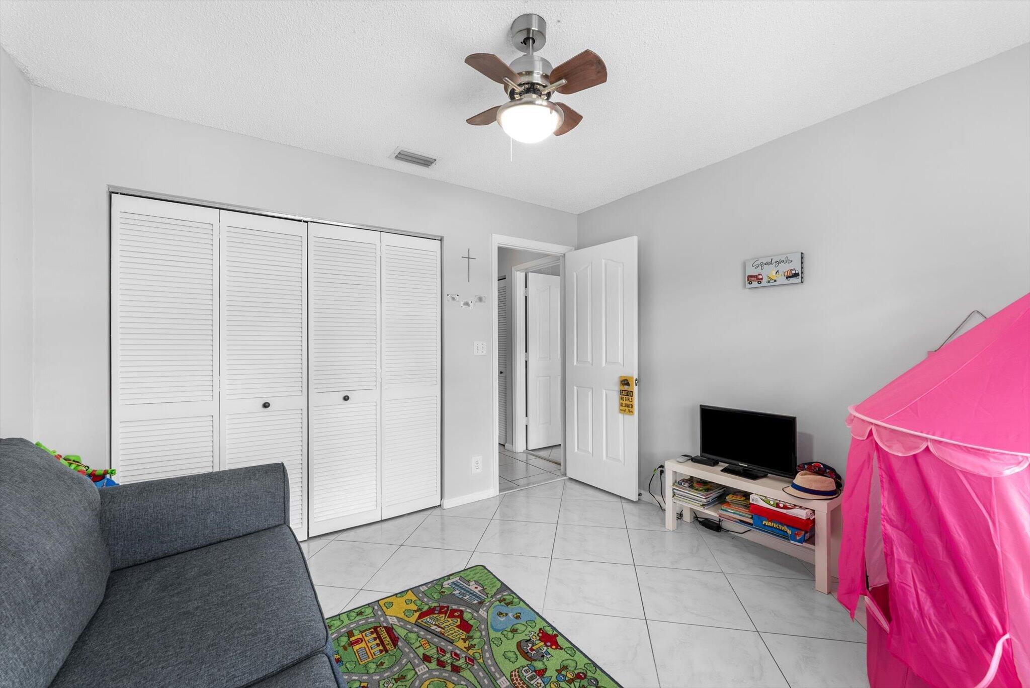 BROOKSIDE - Residential