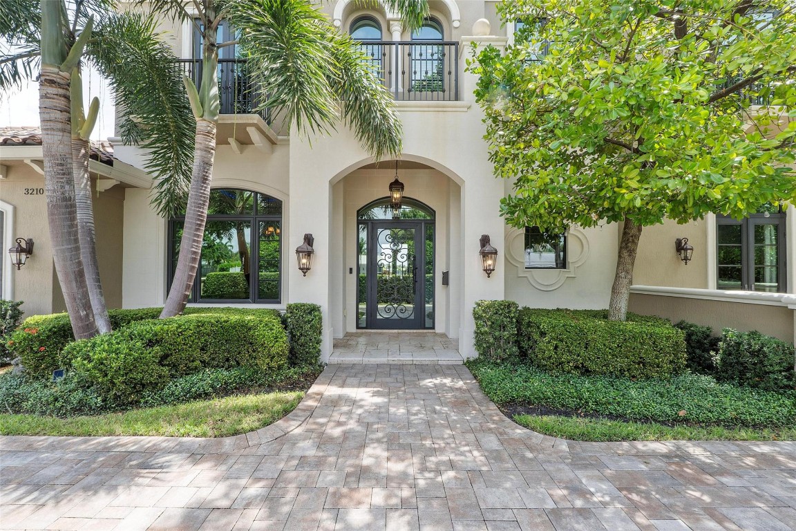 Lighthouse Point 6th Sec - Residential