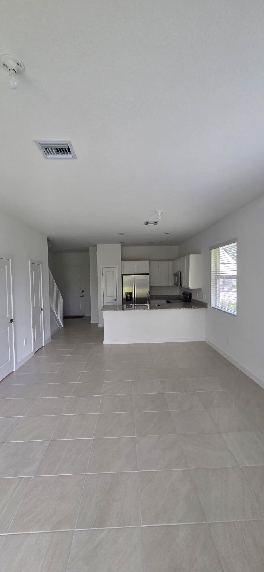 LAKESIDE LANDING - Residential Lease