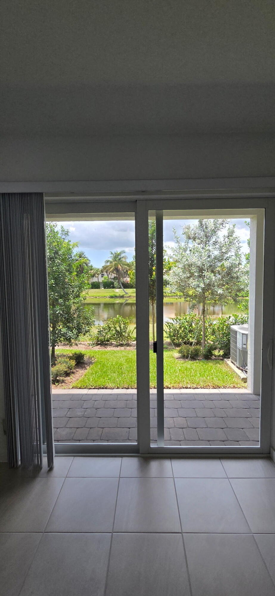 LAKESIDE LANDING - Residential Lease