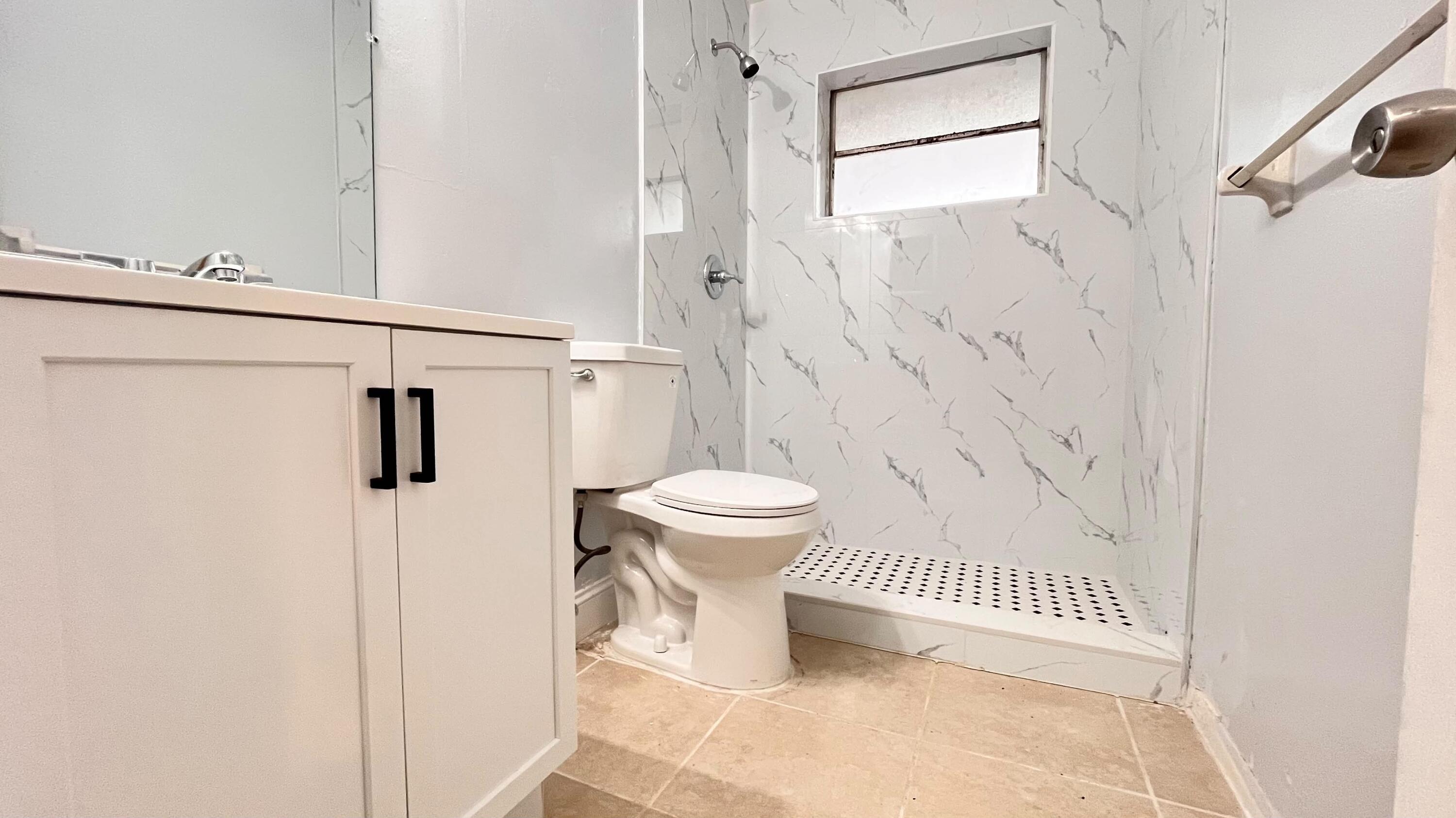 CROWN COURT INC COND DECL IN - Residential Lease