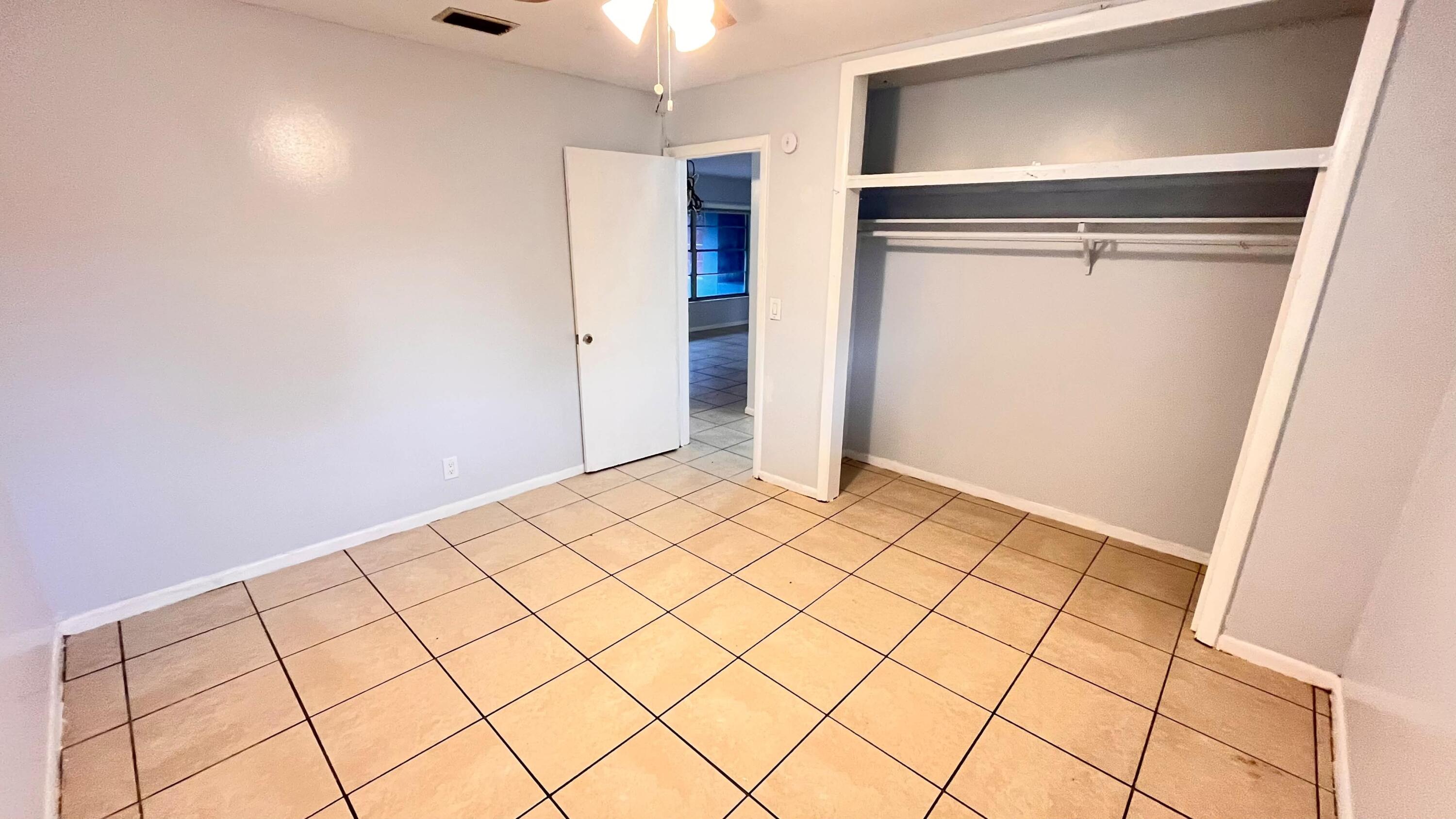 CROWN COURT INC COND DECL IN - Residential Lease