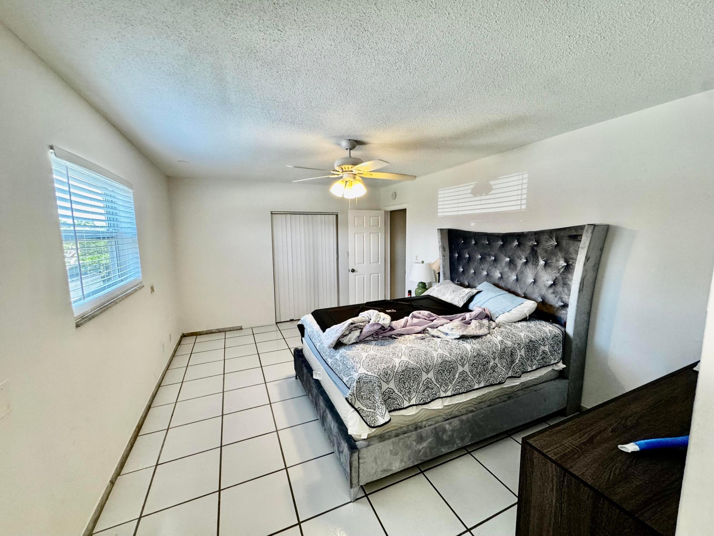 MARGATE SHORES 4TH ADD - Residential