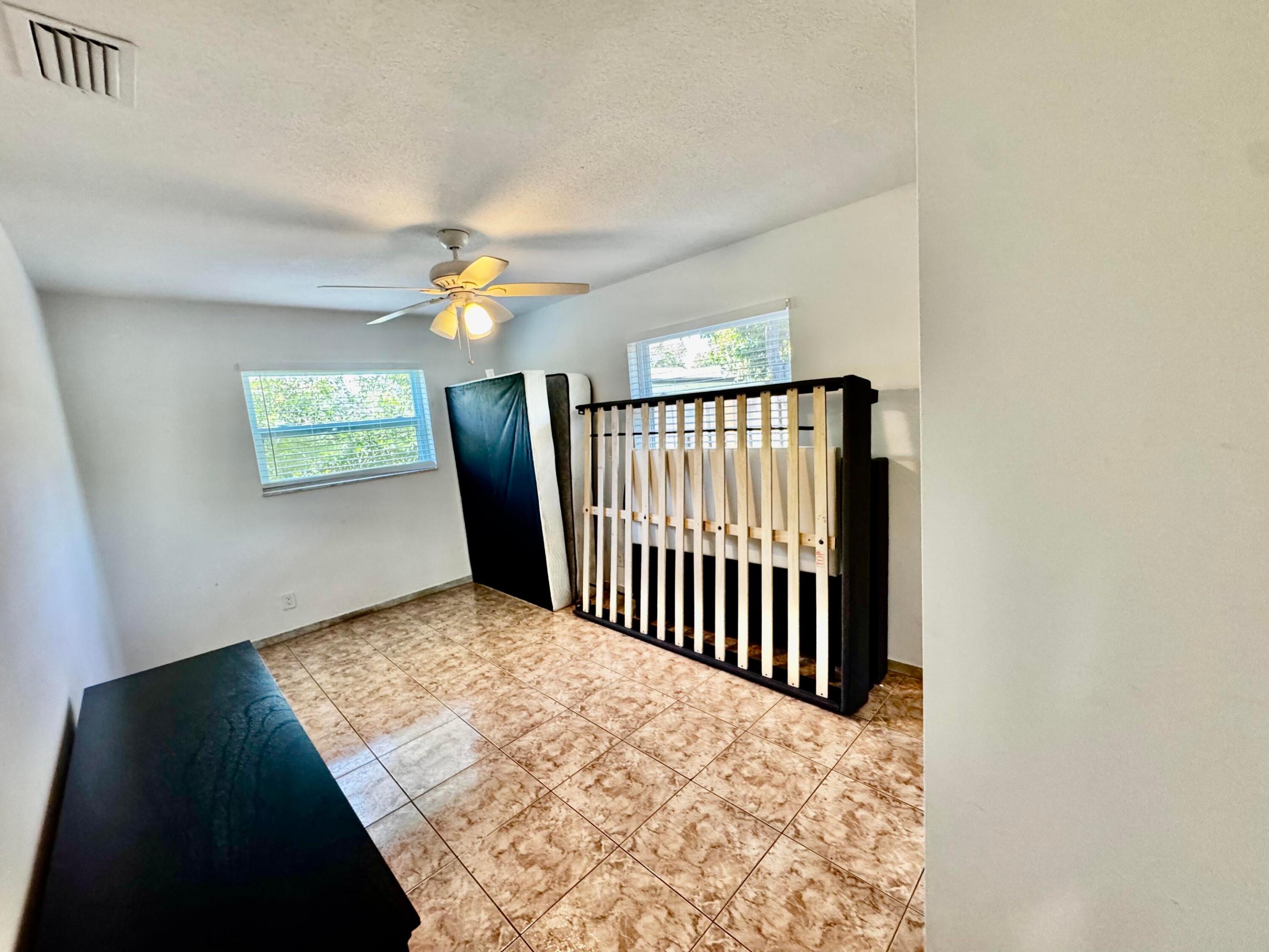 MARGATE SHORES 4TH ADD - Residential