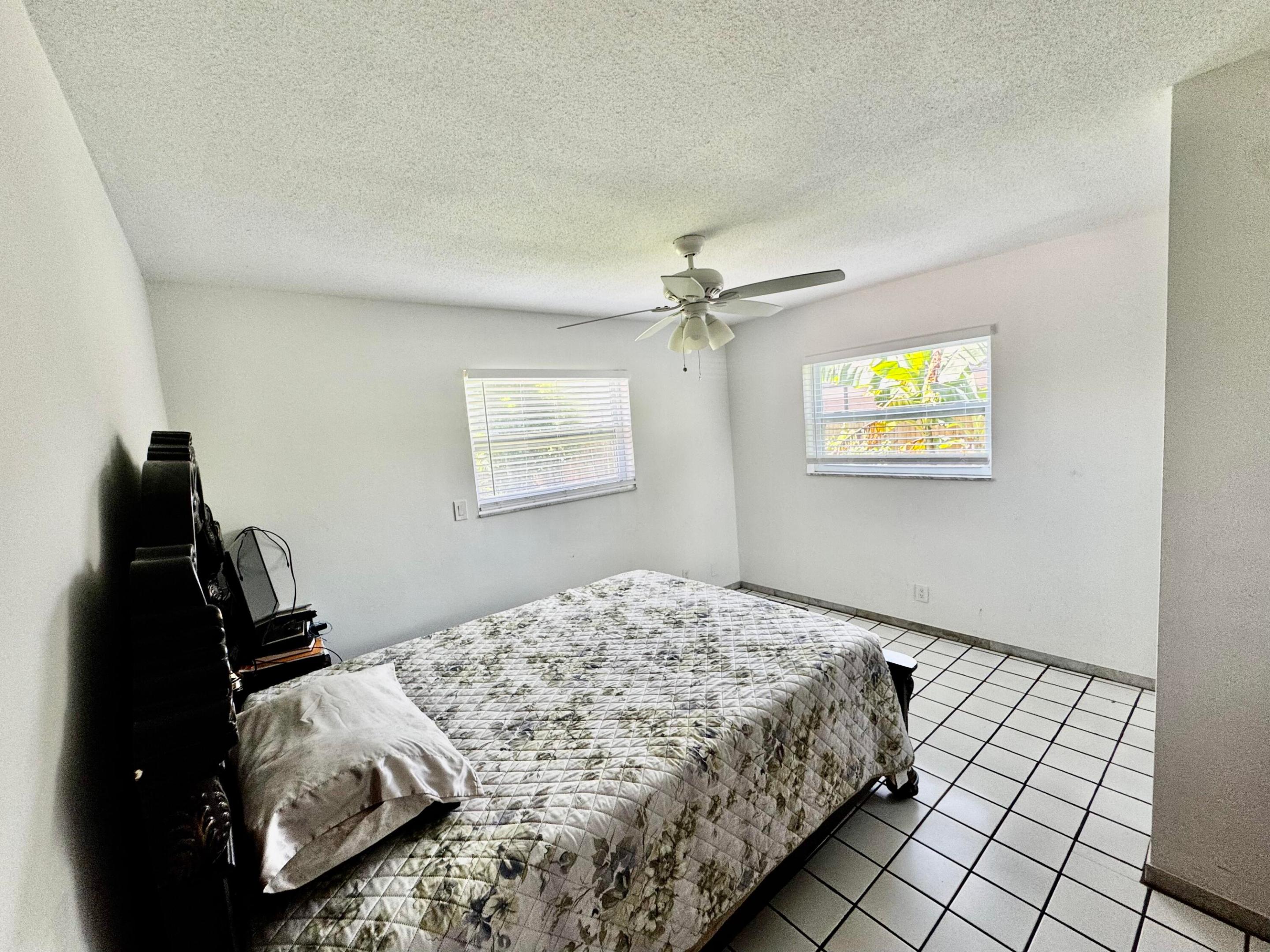 MARGATE SHORES 4TH ADD - Residential