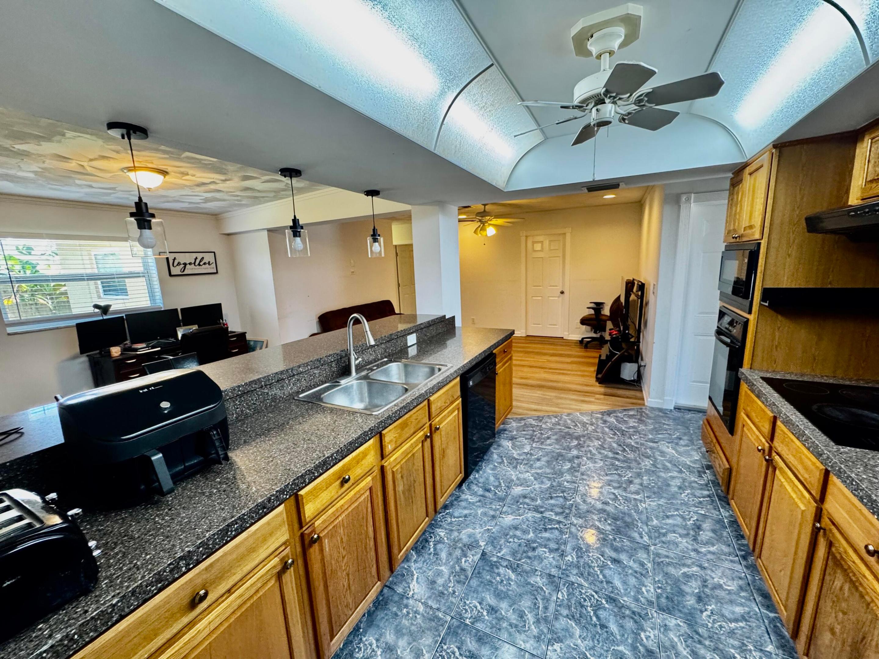 MARGATE SHORES 4TH ADD - Residential