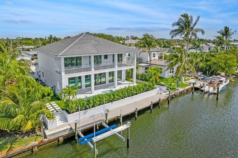NORTH PALM BEACH VILLAGE OF 2 - Residential