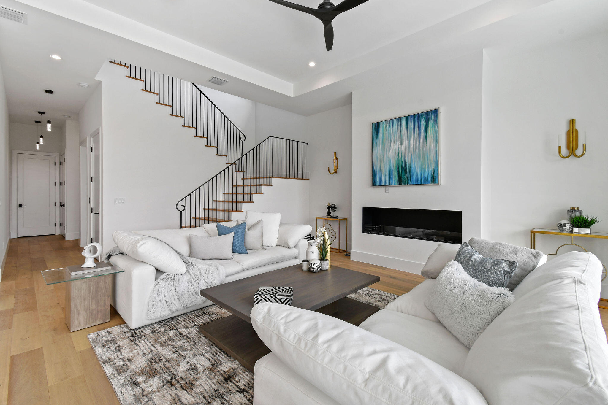NORTH PALM BEACH VILLAGE OF 2 - Residential